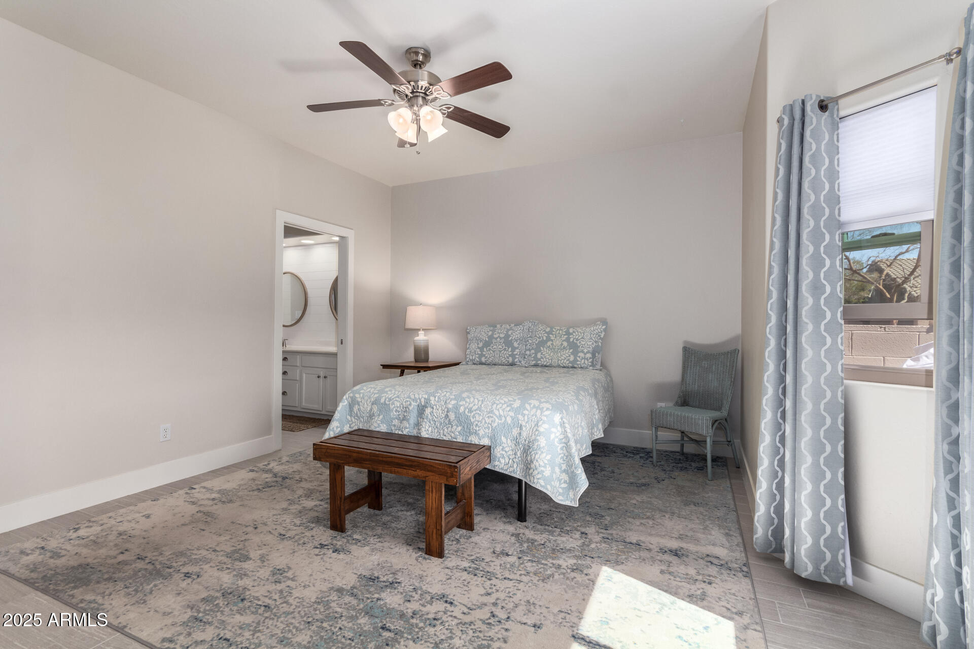 4202 E Broadway Road Property Photo 17