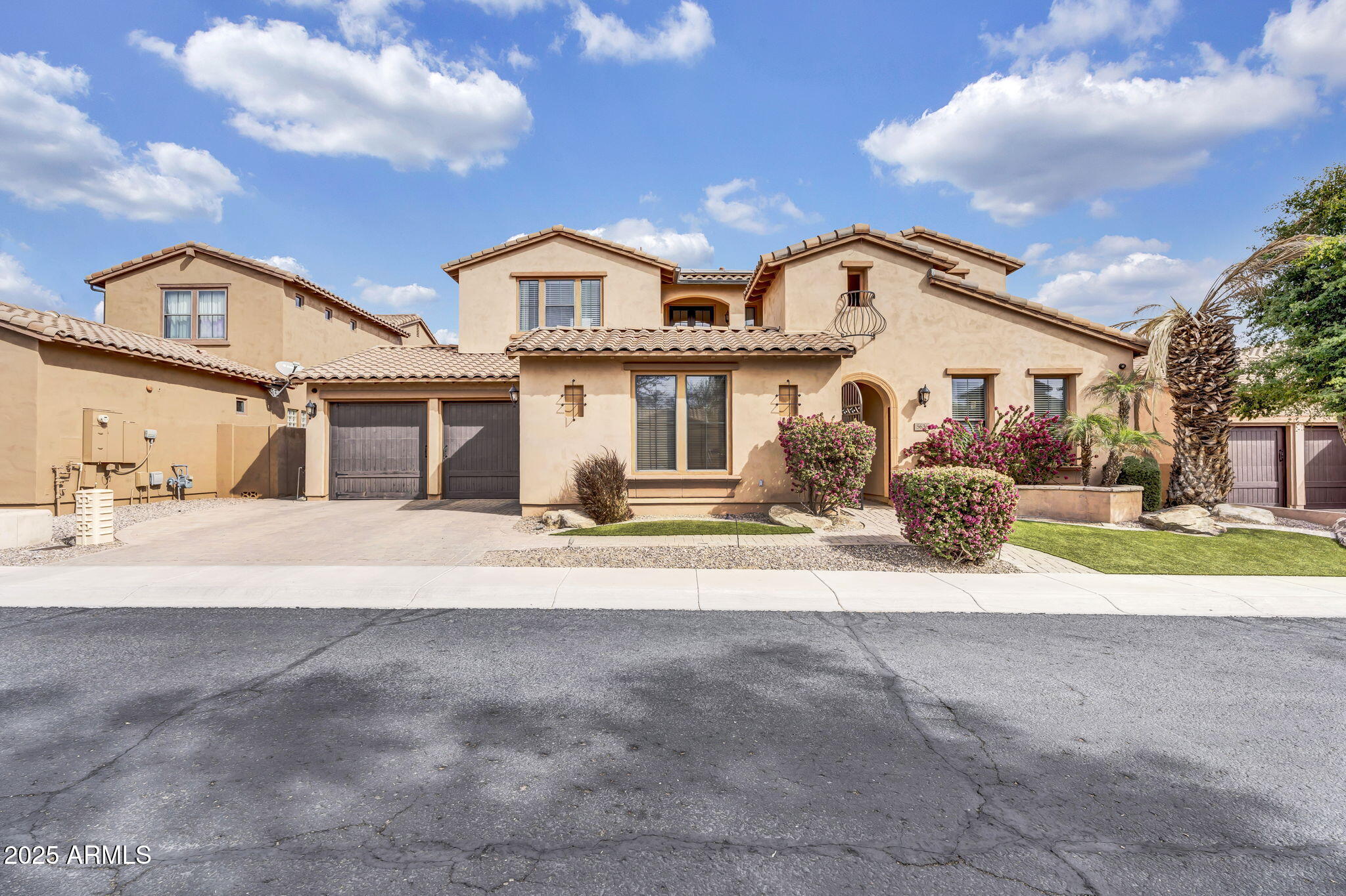 5636 E Libby Street Property Photo