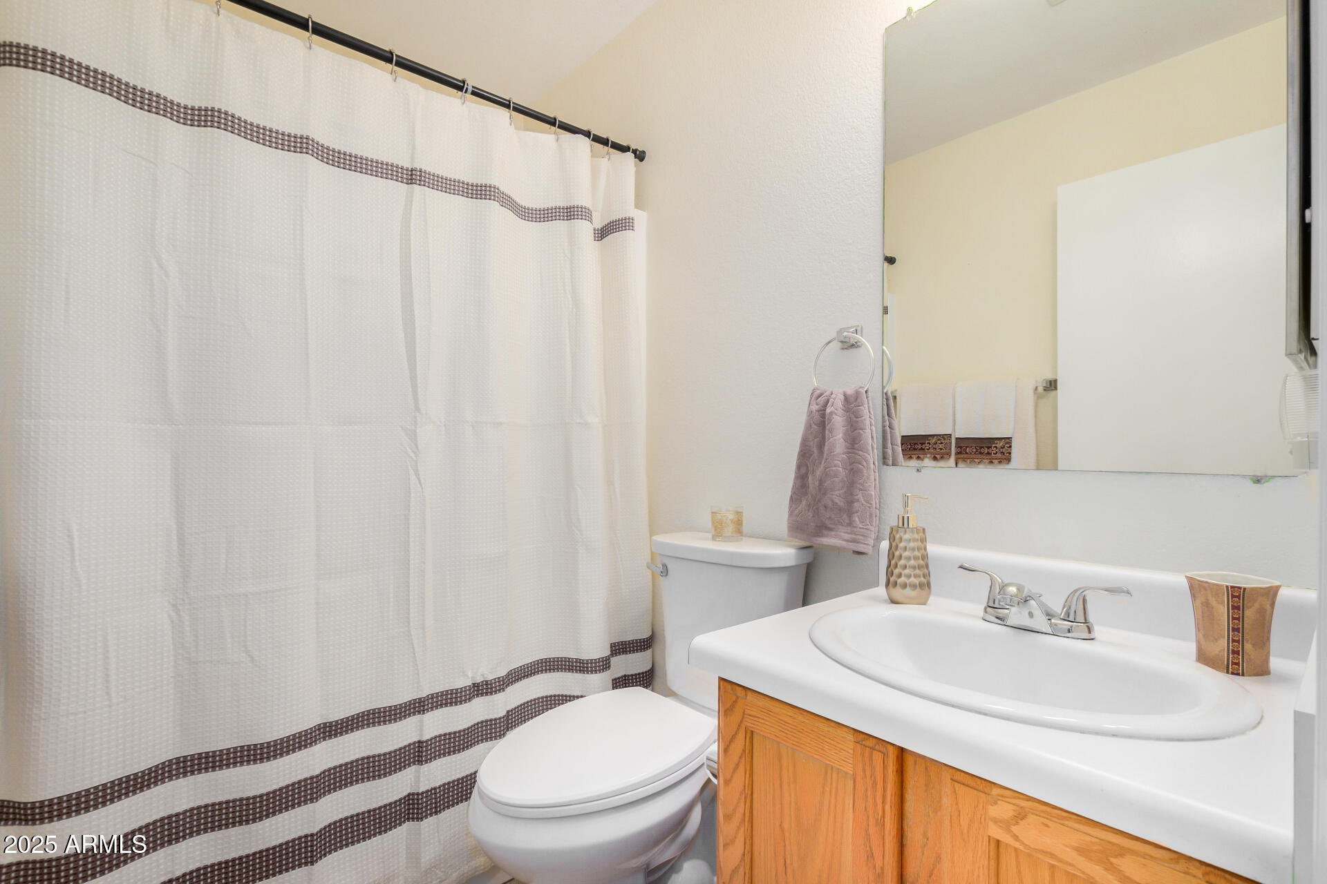 1165 W 4th Avenue Property Photo 22