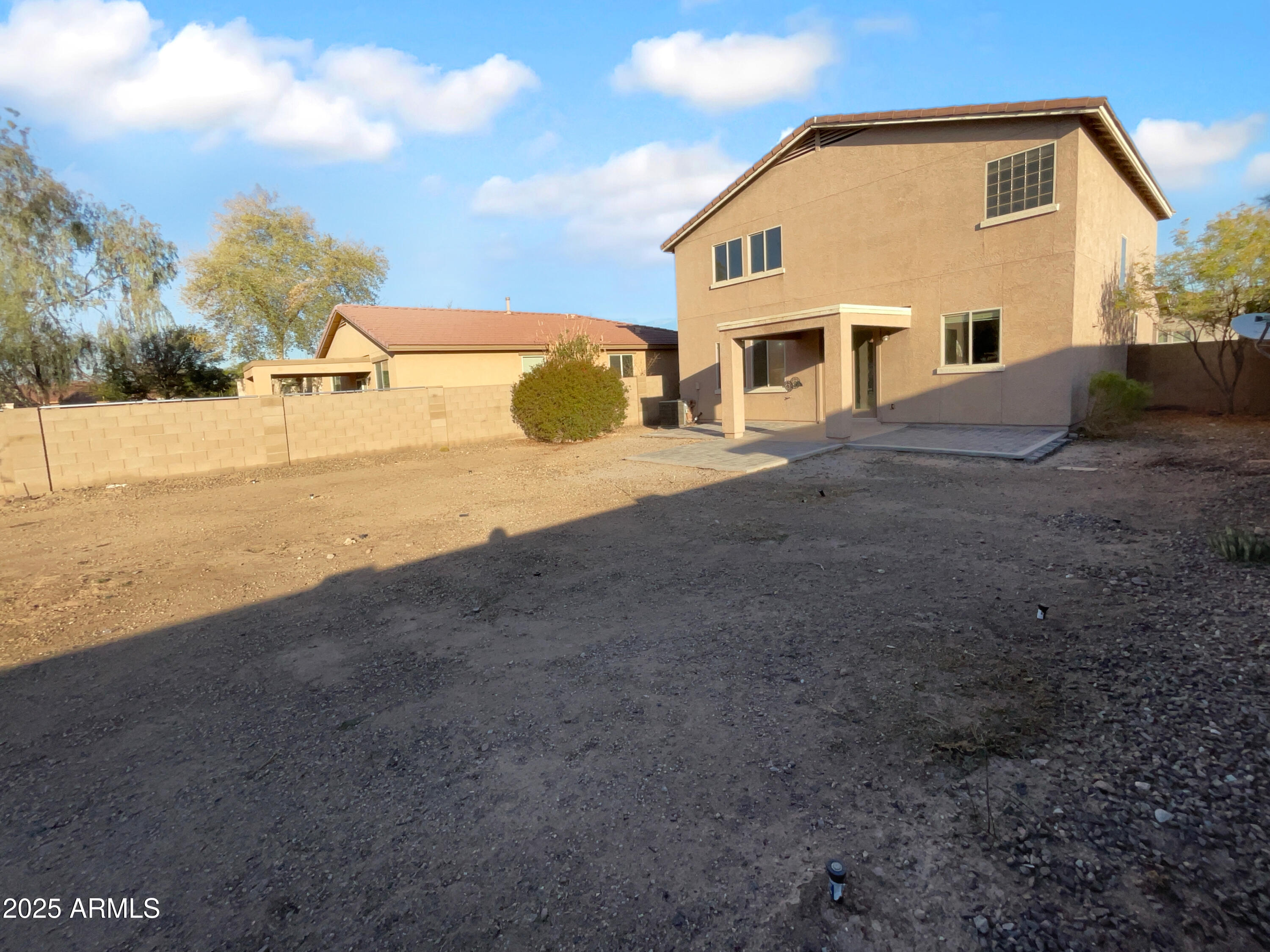 17699 W Tonto Street Property Photo 8