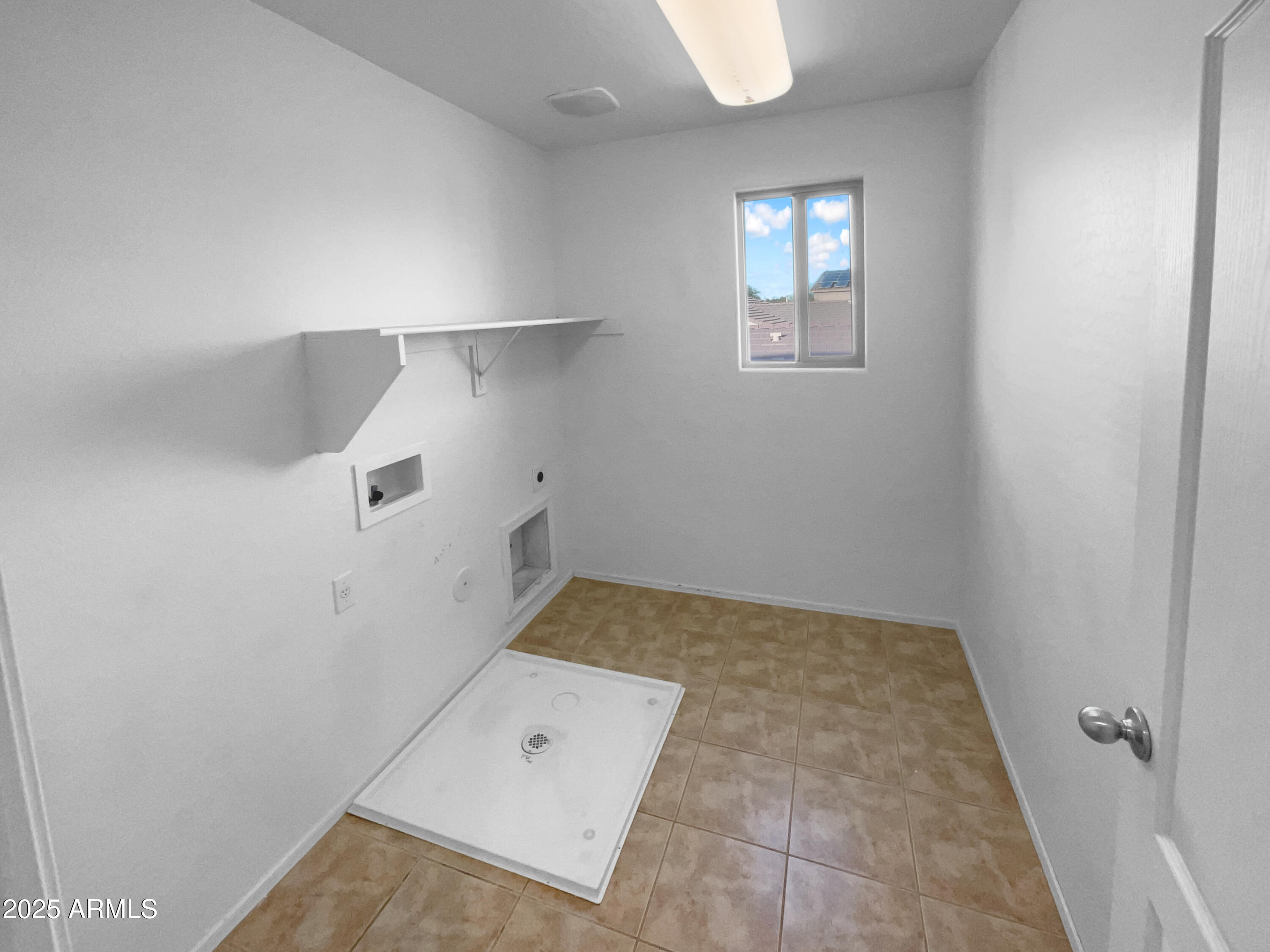 17699 W Tonto Street Property Photo 23