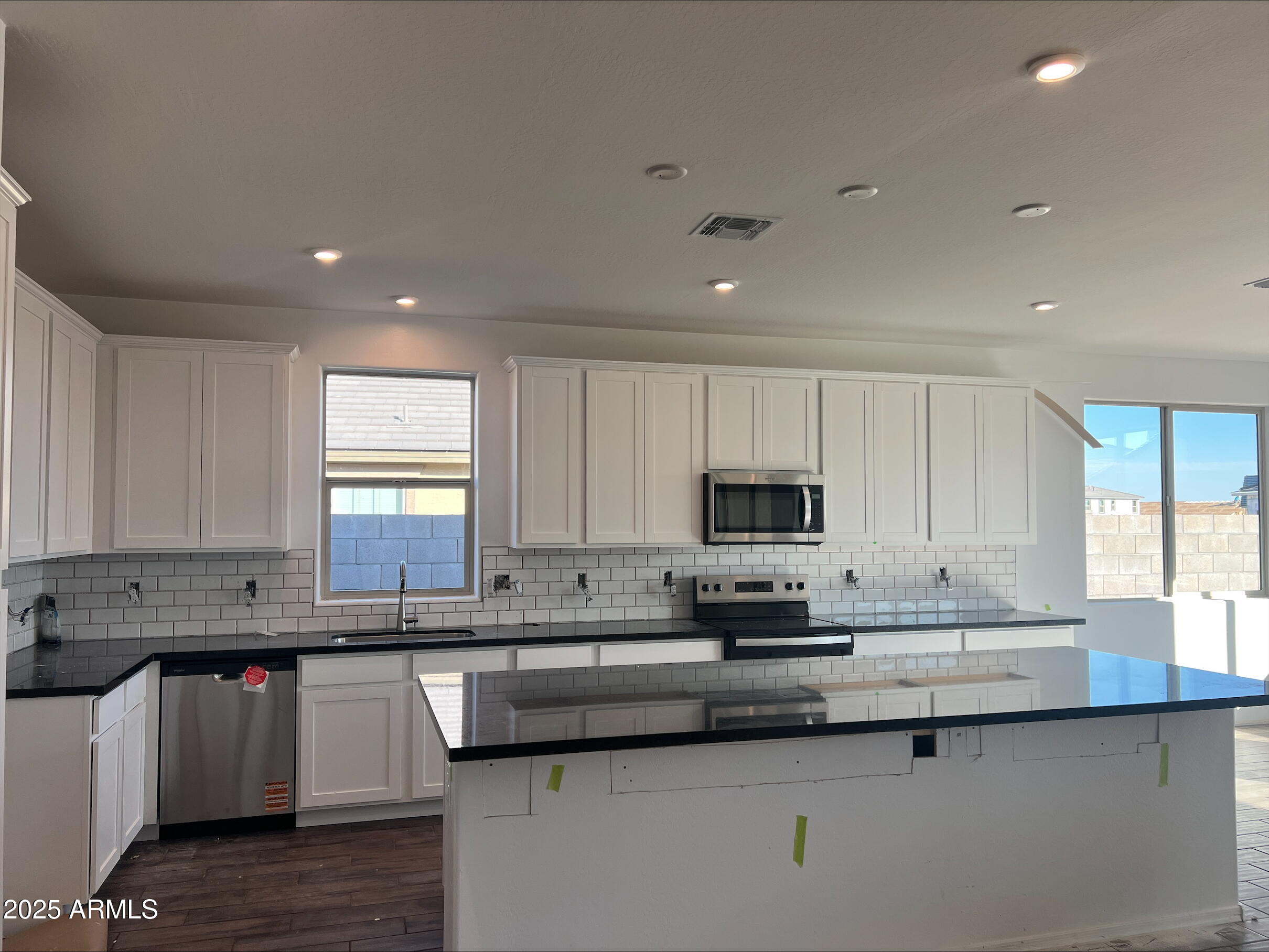 19333 W Valle Vista Way Property Photo 2