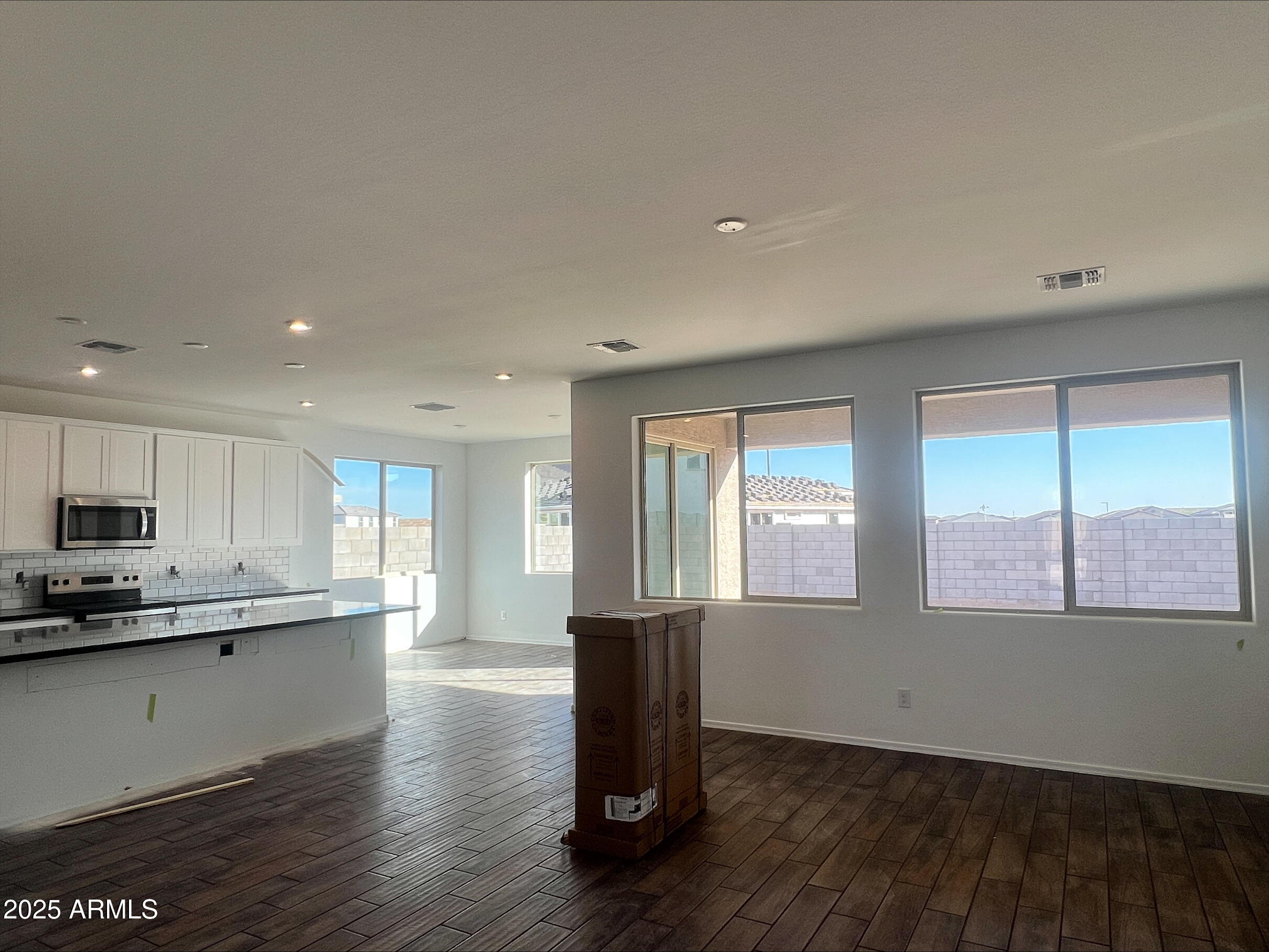 19333 W Valle Vista Way Property Photo 4