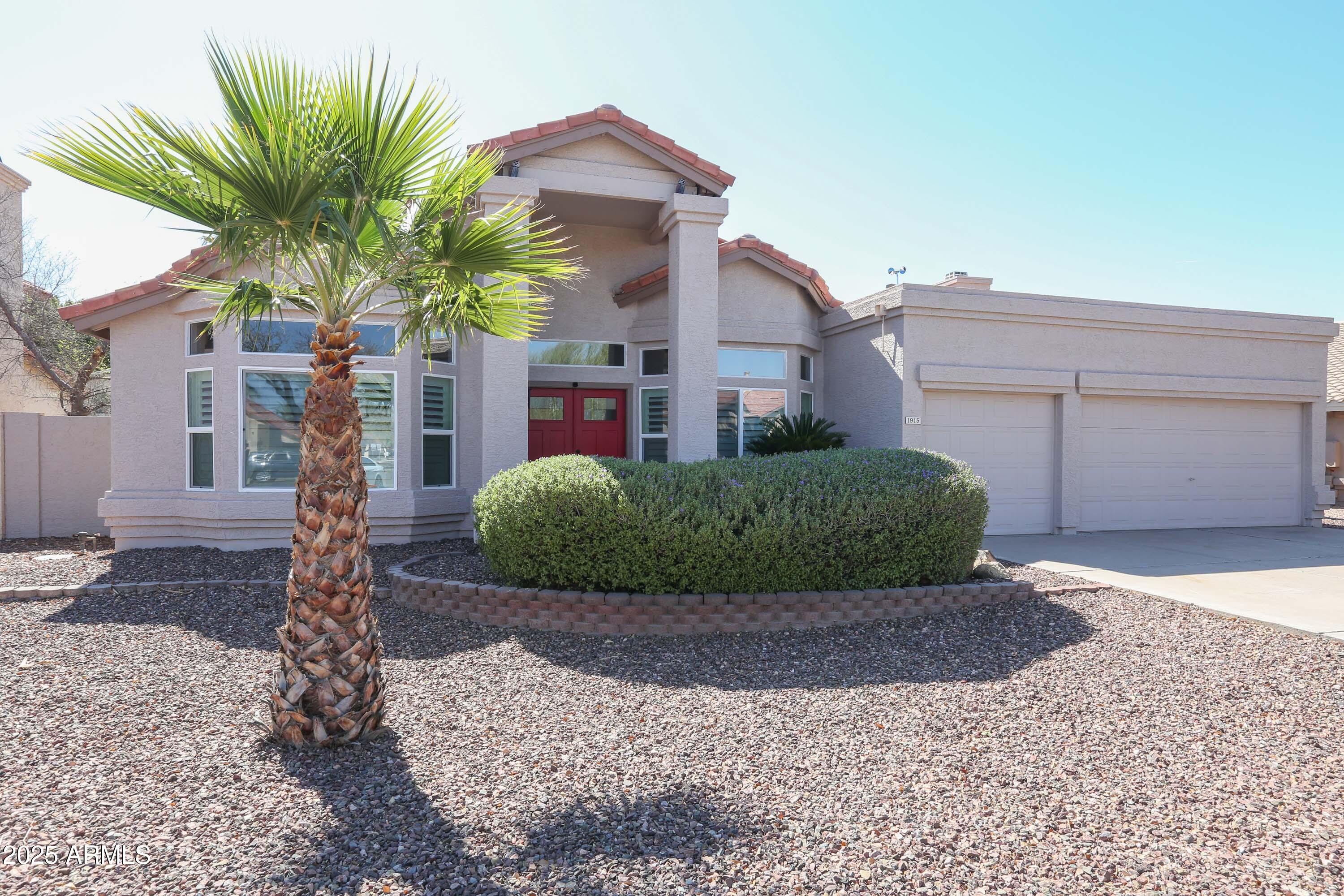 1915 E Citation Lane Property Photo 1