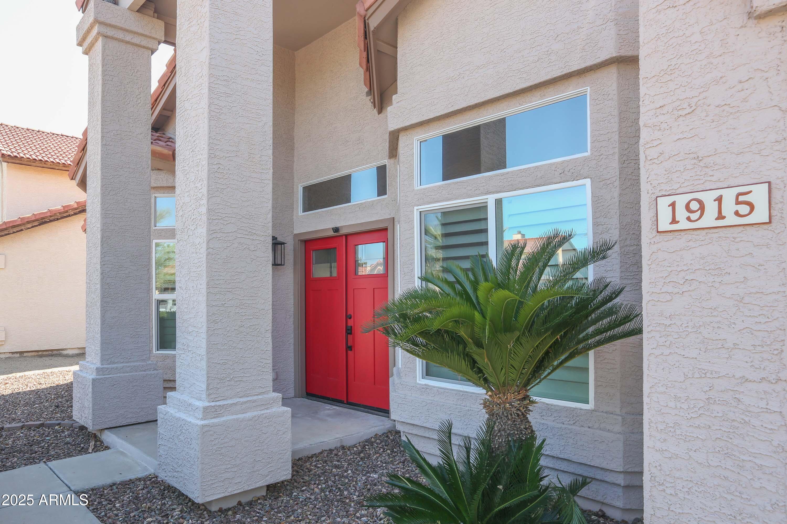 1915 E Citation Lane Property Photo 4