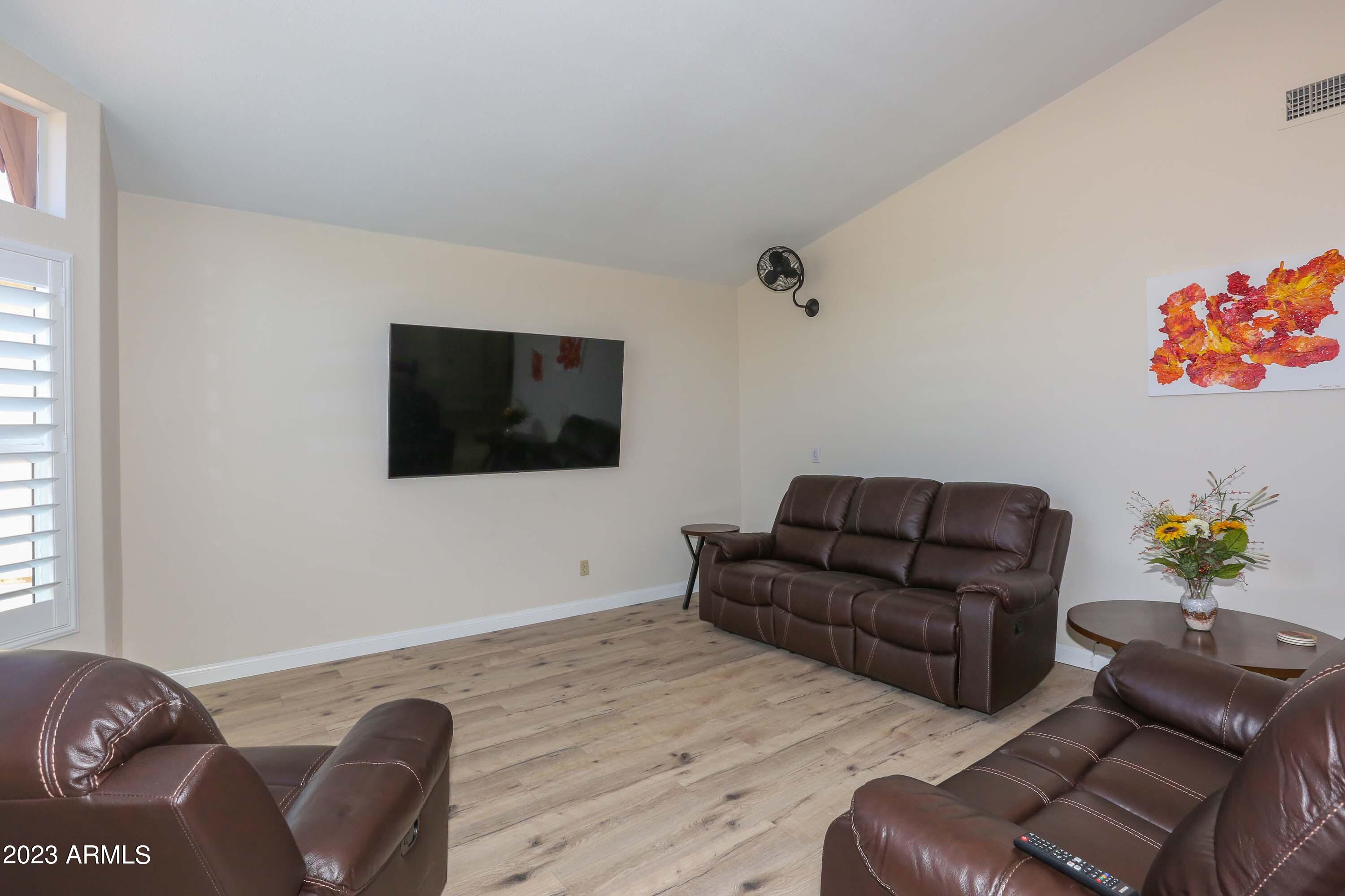 1915 E Citation Lane Property Photo 7