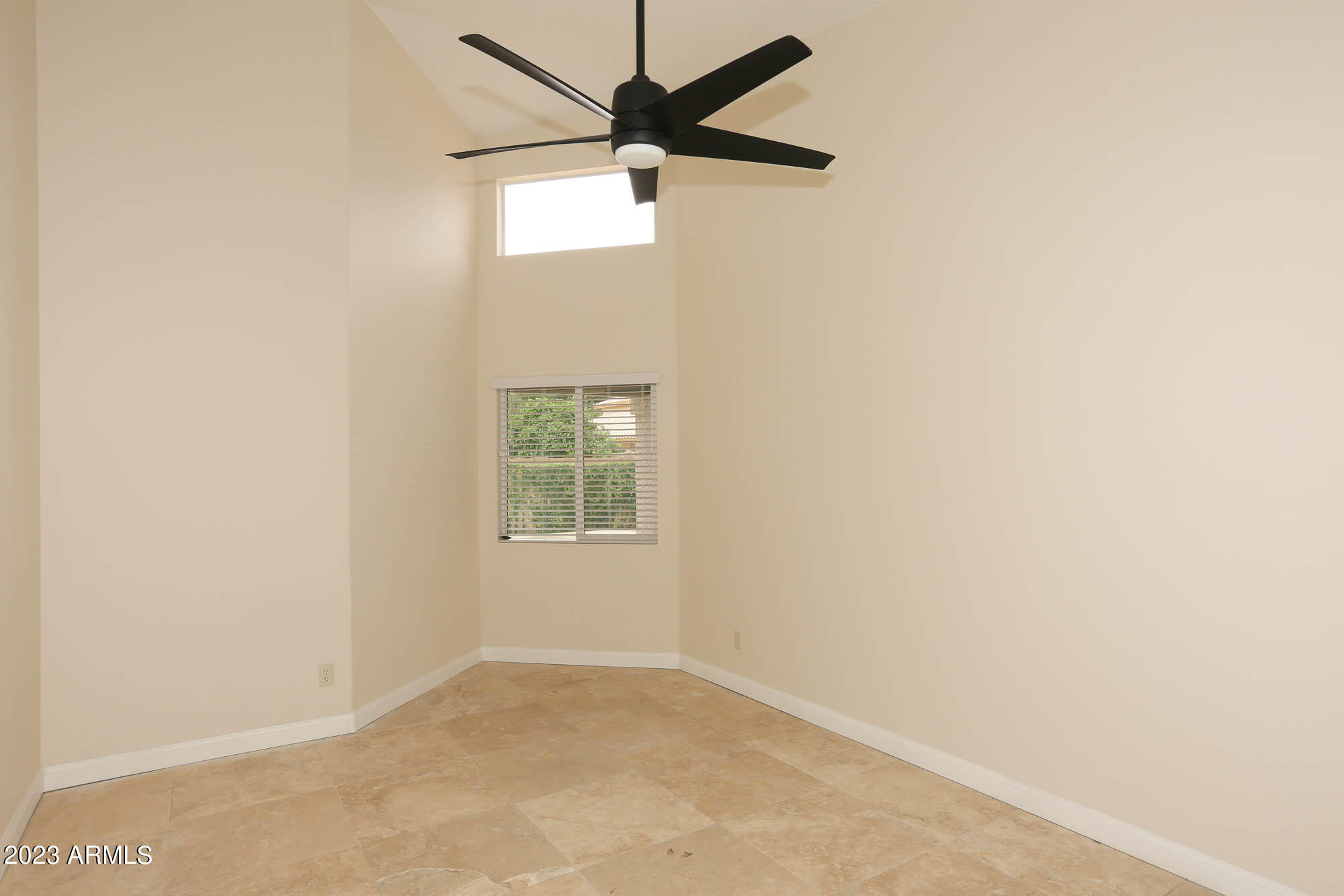 1915 E Citation Lane Property Photo 24