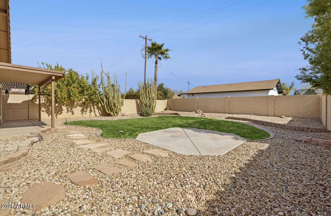3027 N 83rd Place Property Photo 18
