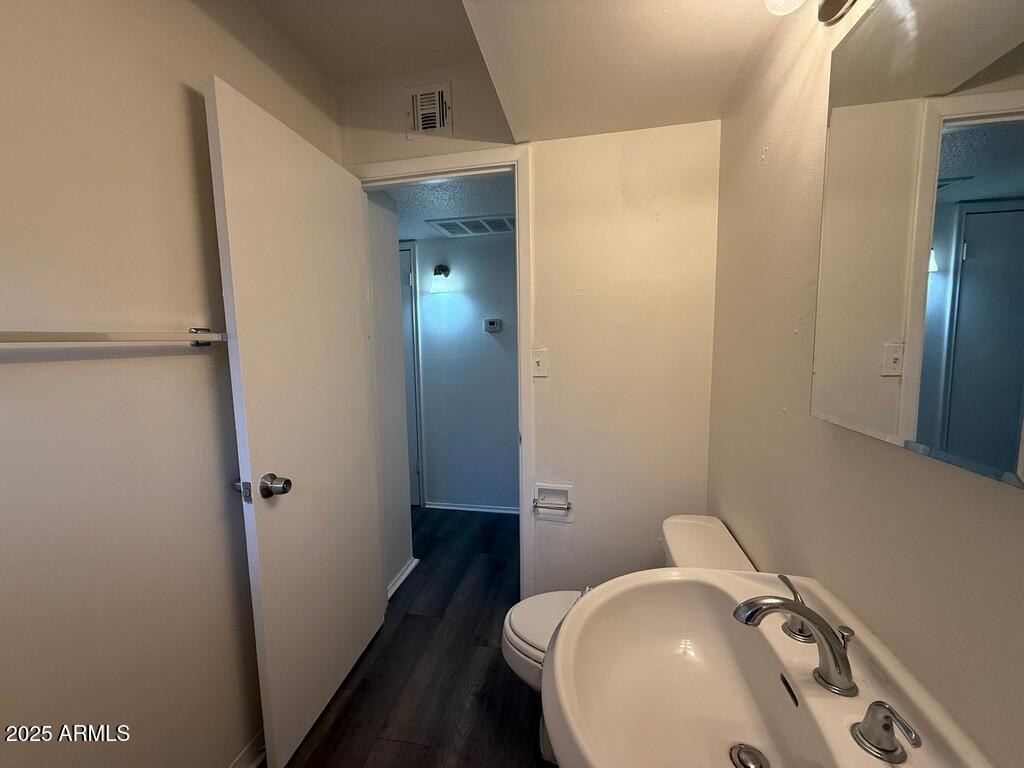 816 E Hazel Drive Property Photo 15