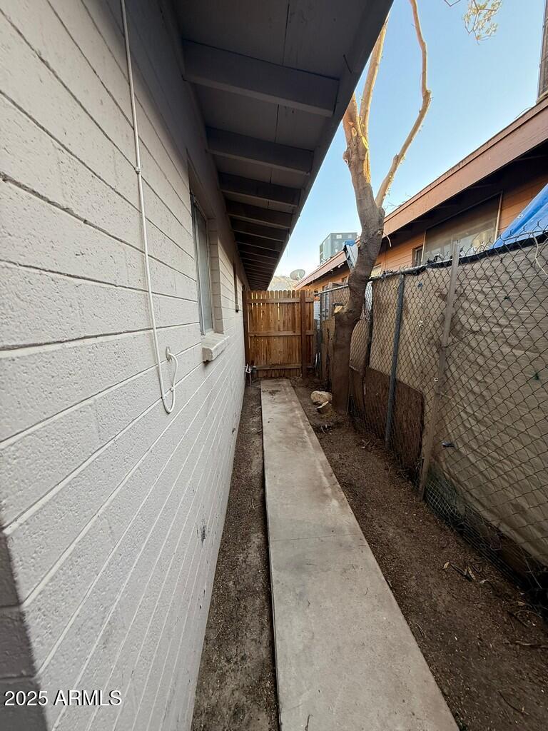 816 E Hazel Drive Property Photo 18