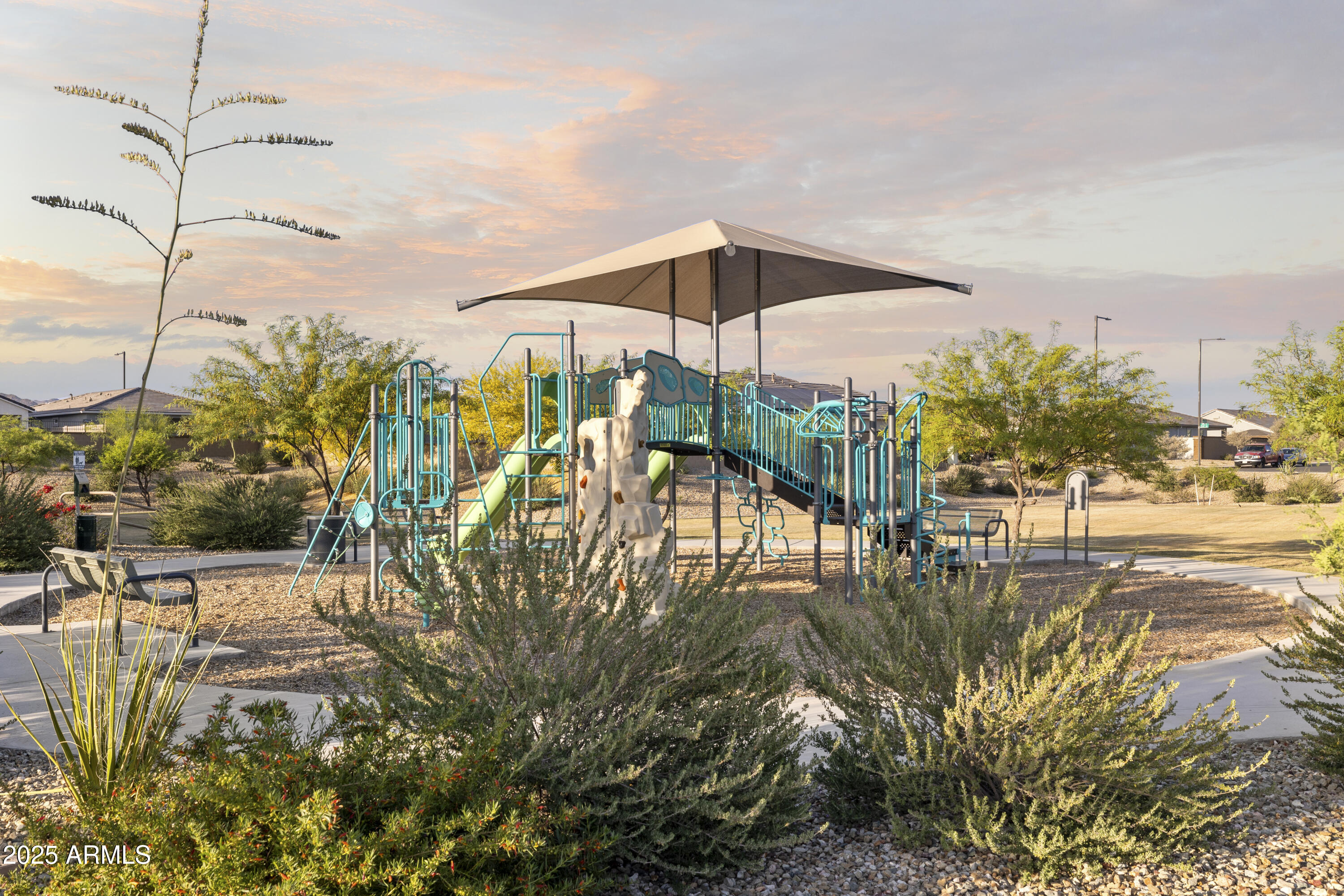 23997 W Cocopah Street Property Photo 27