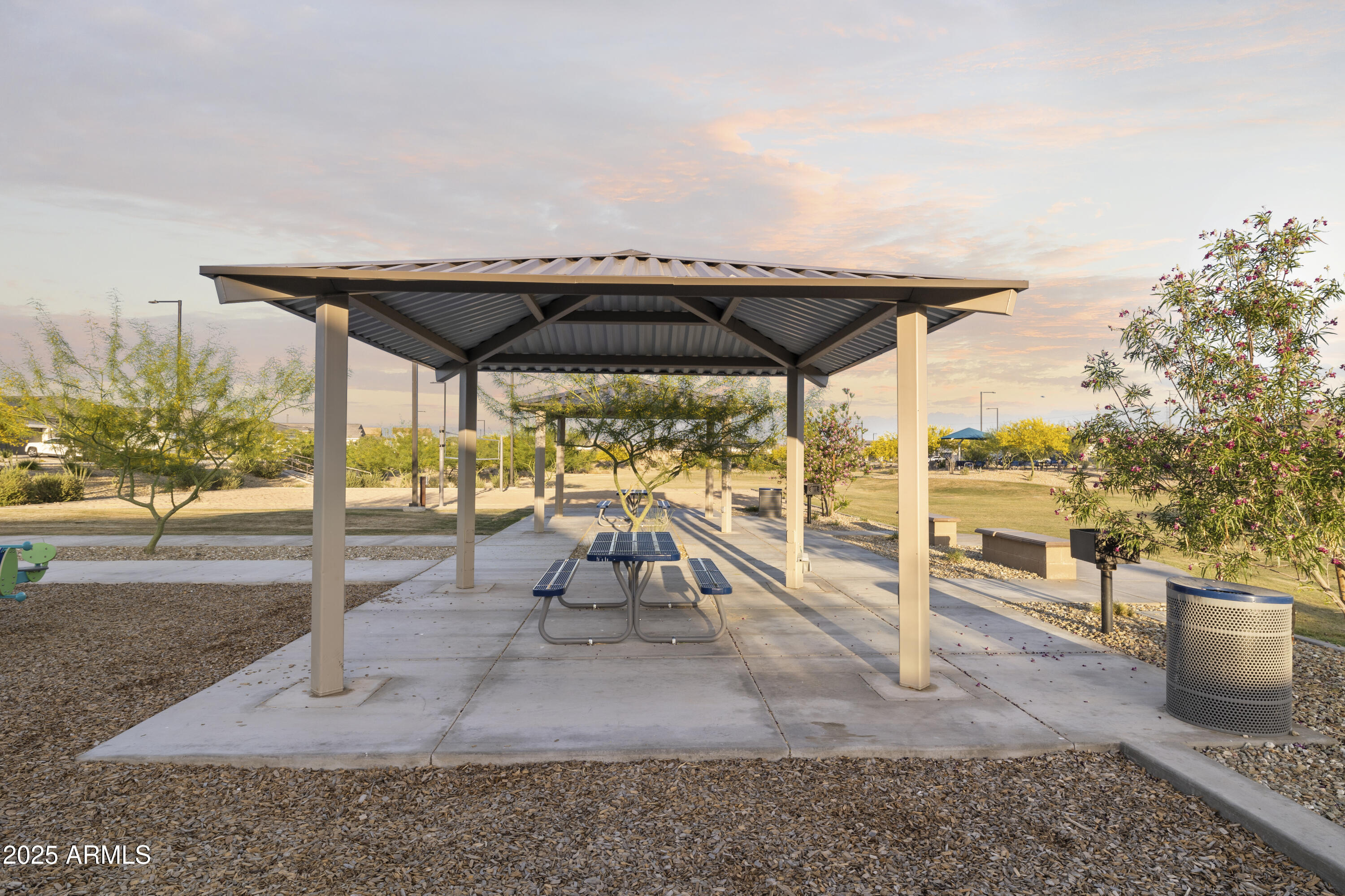 23997 W Cocopah Street Property Photo 29