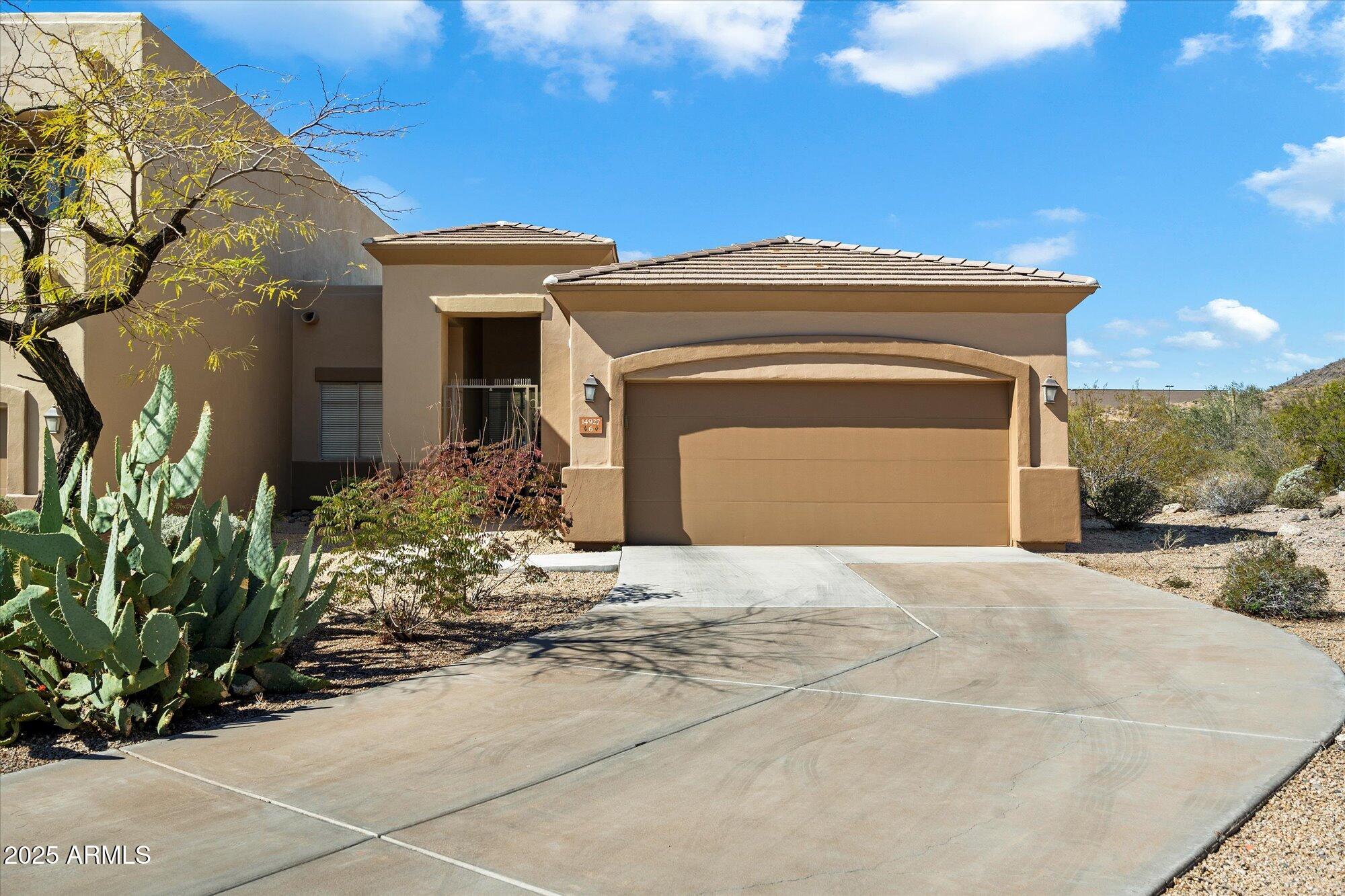 14927 E Desert Willow Drive Property Photo 1