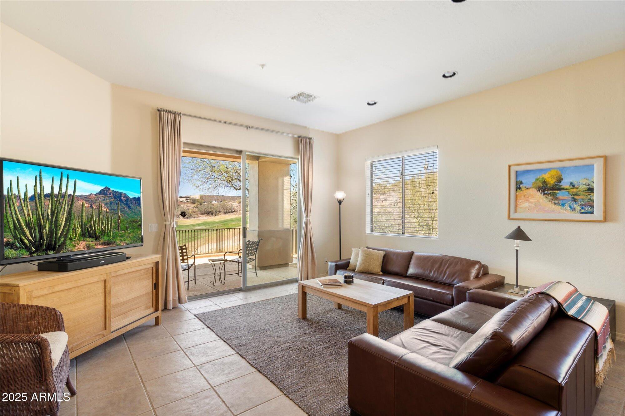 14927 E Desert Willow Drive Property Photo 8