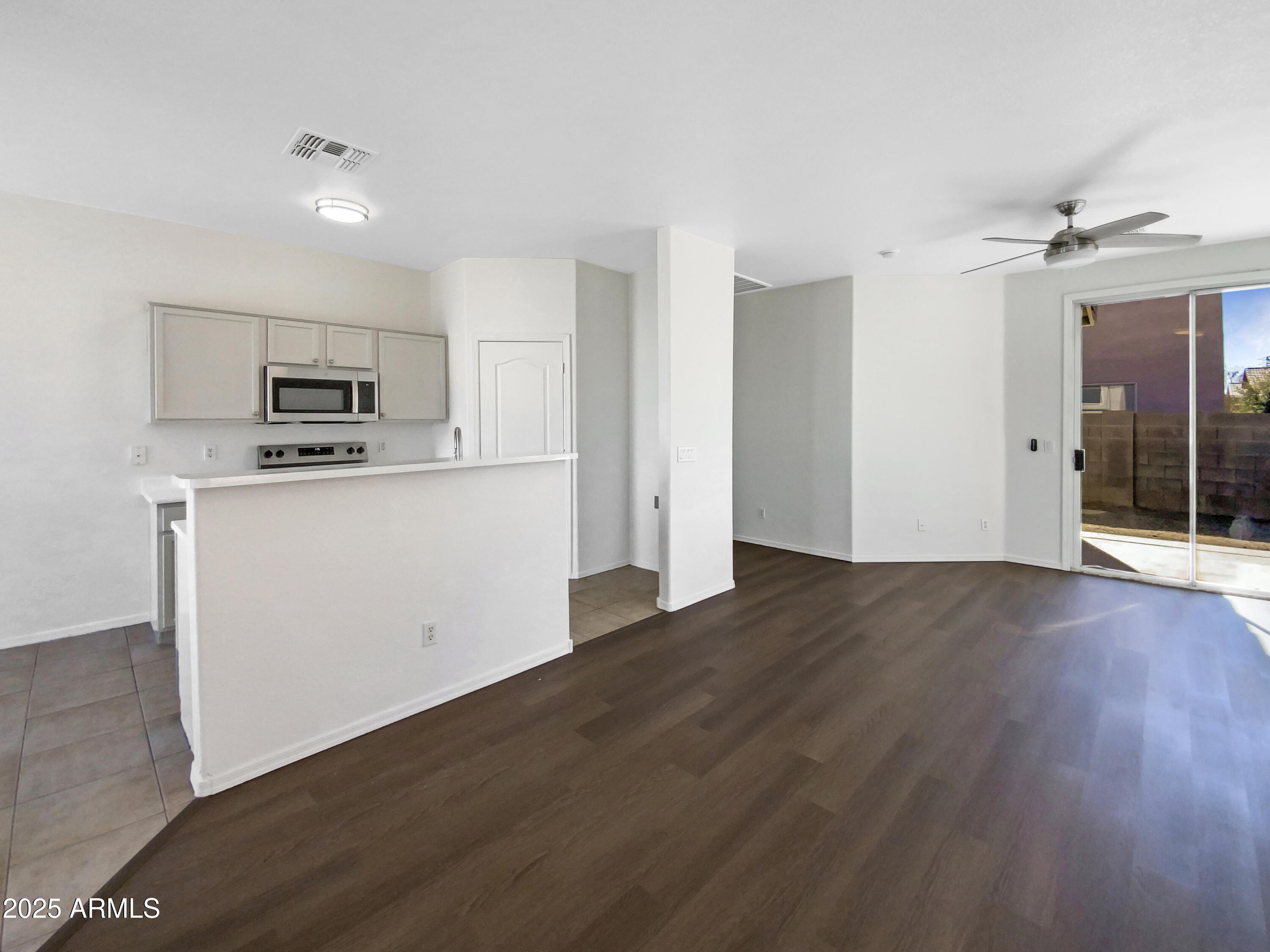 1131 E Catino Street Property Photo 17