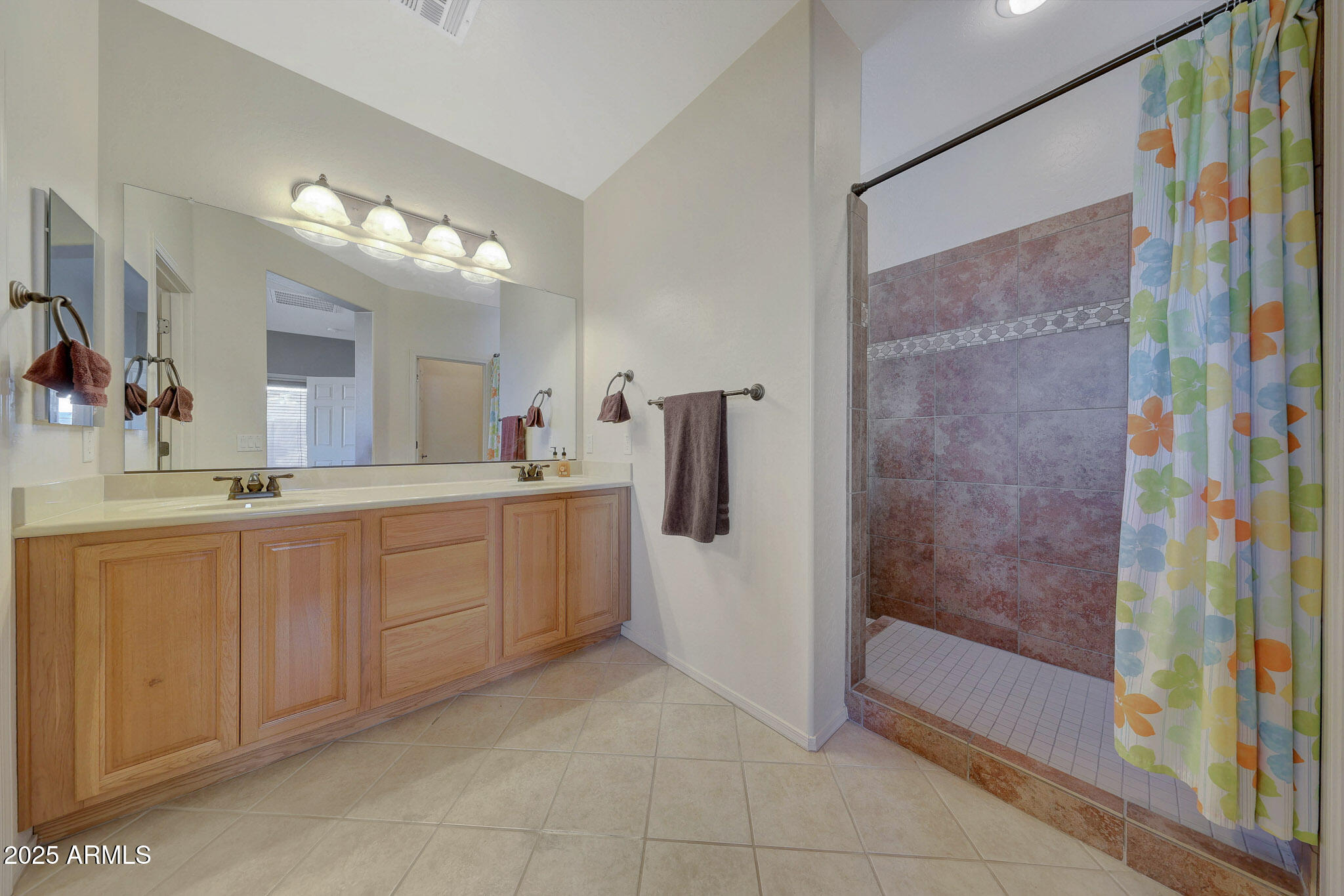 7442 W Montgomery Road Property Photo 9