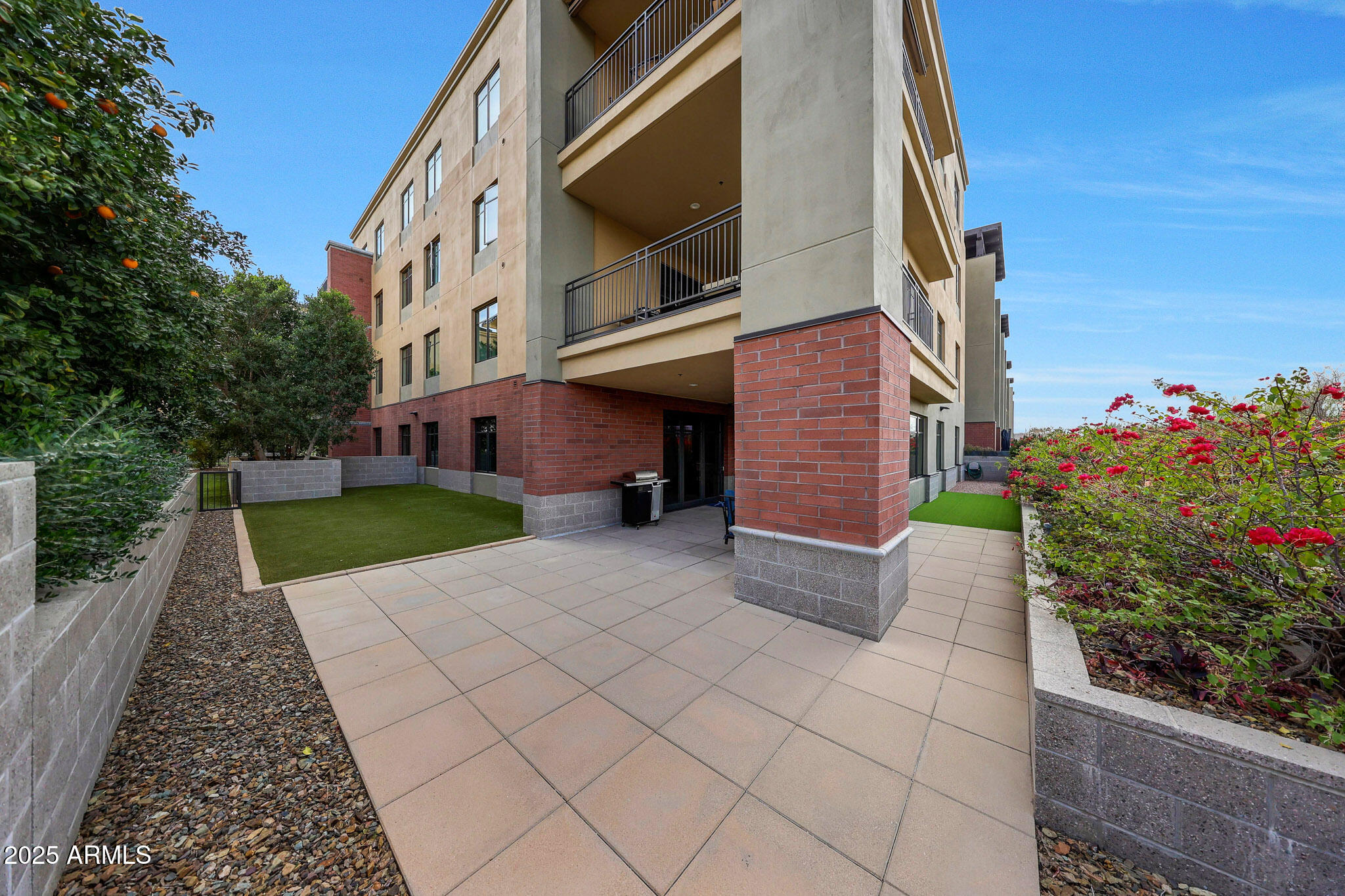 6166 N Scottsdale Road Property Photo 8