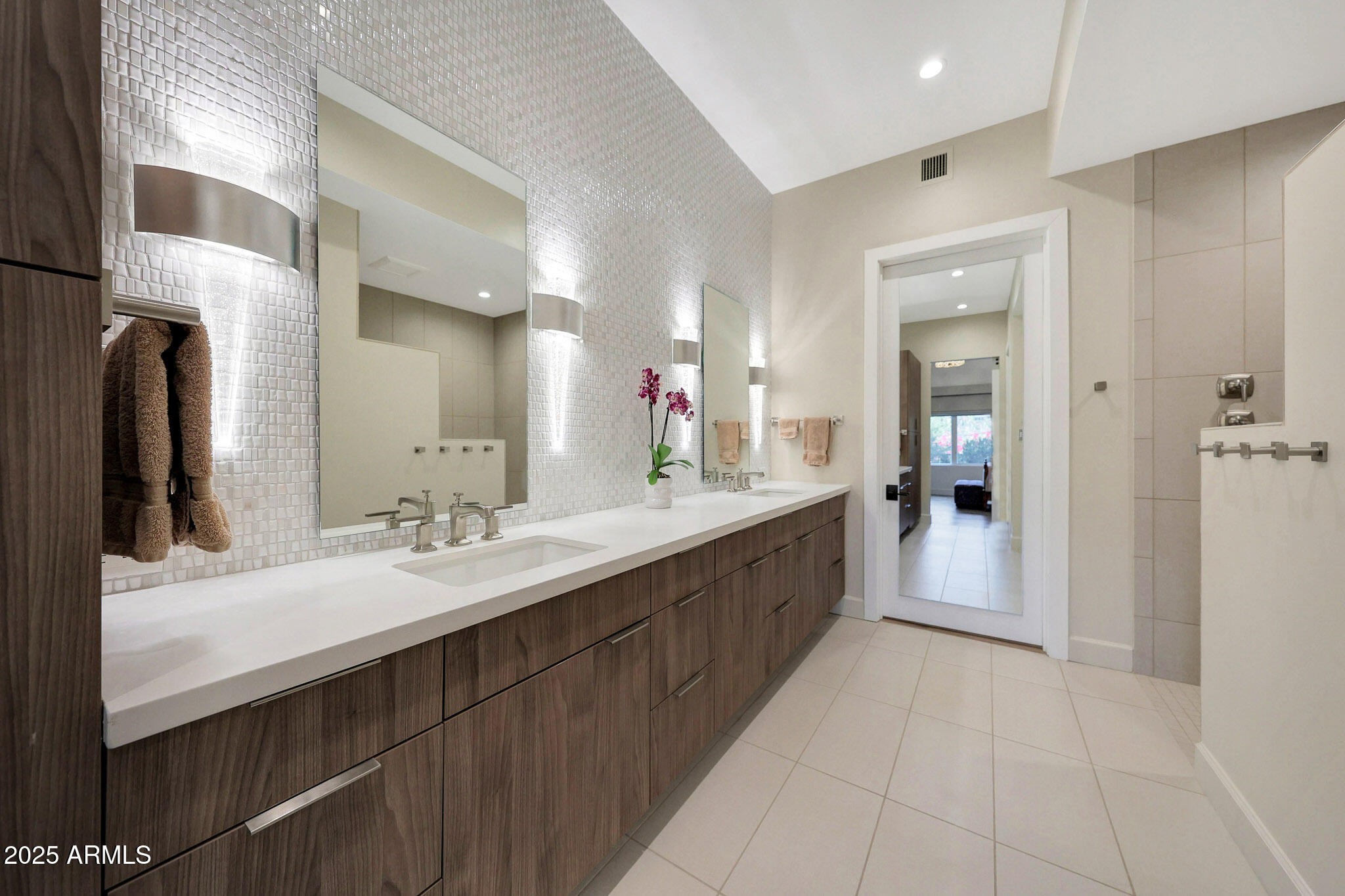 6166 N Scottsdale Road Property Photo 16