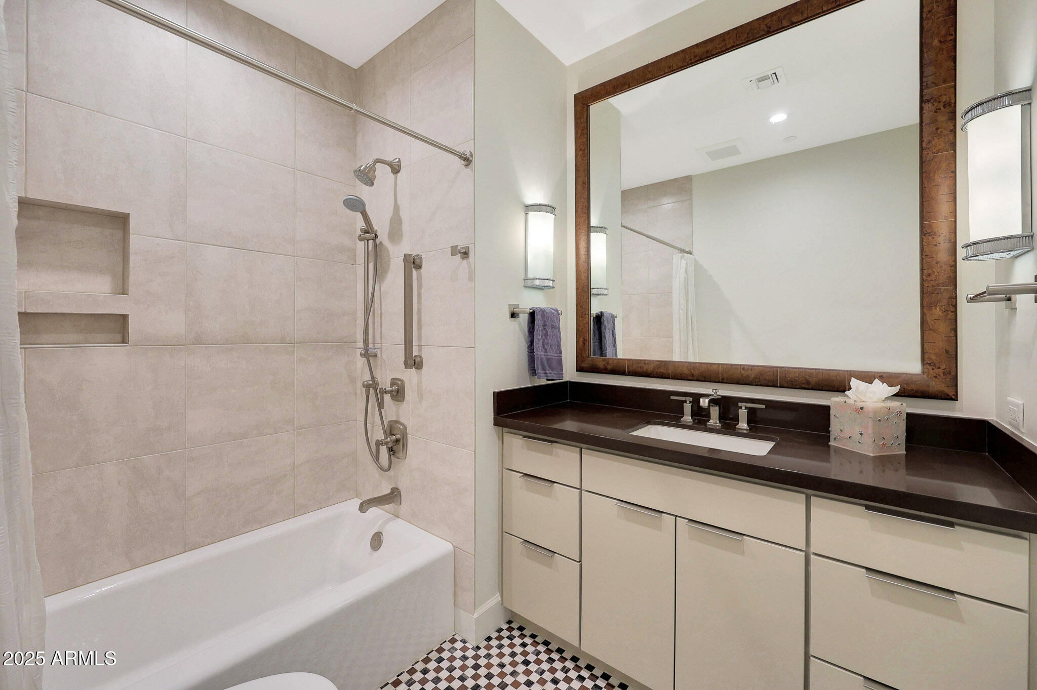 6166 N Scottsdale Road Property Photo 24