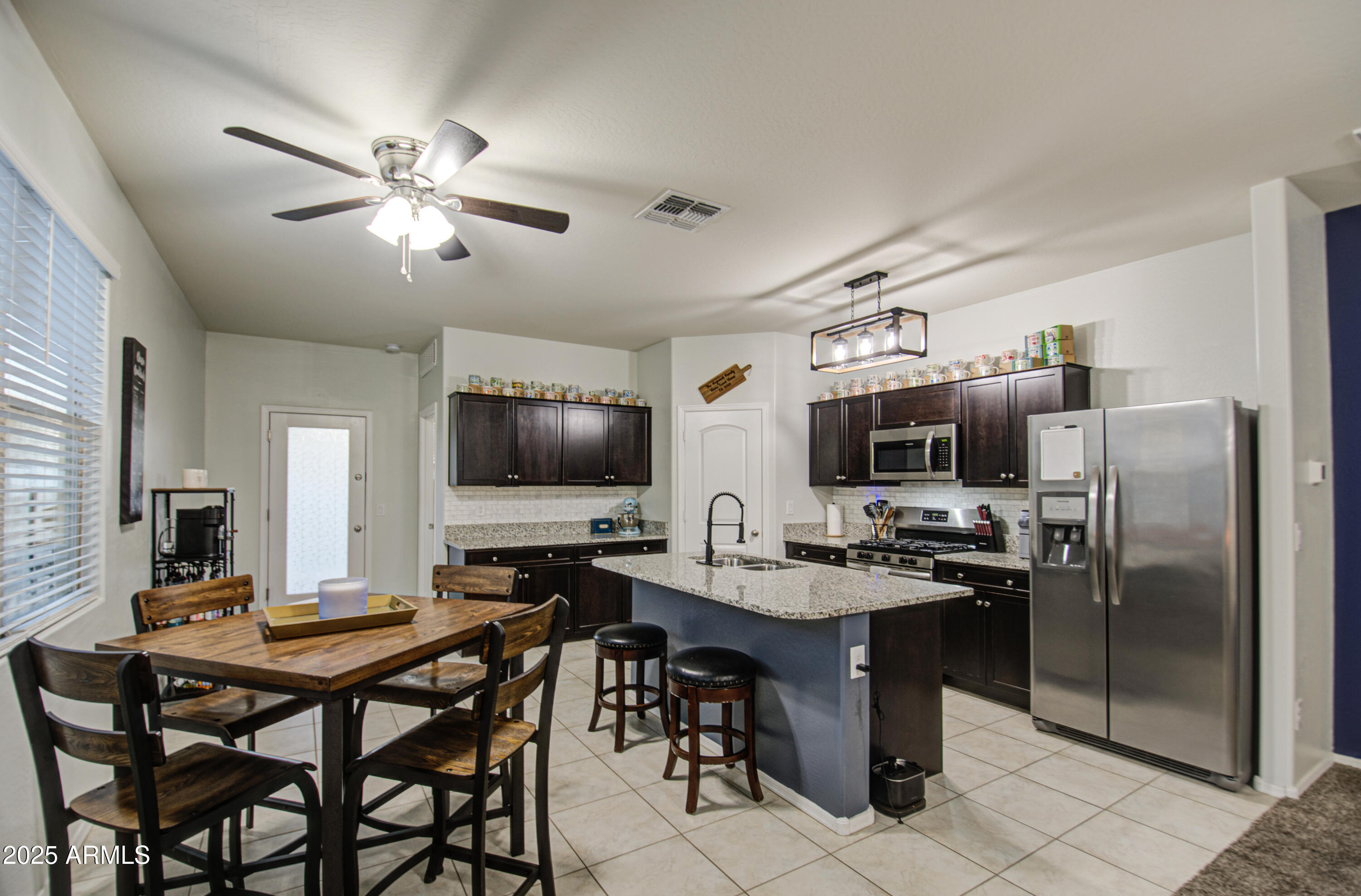 30945 W Picadilly Road Property Photo 13
