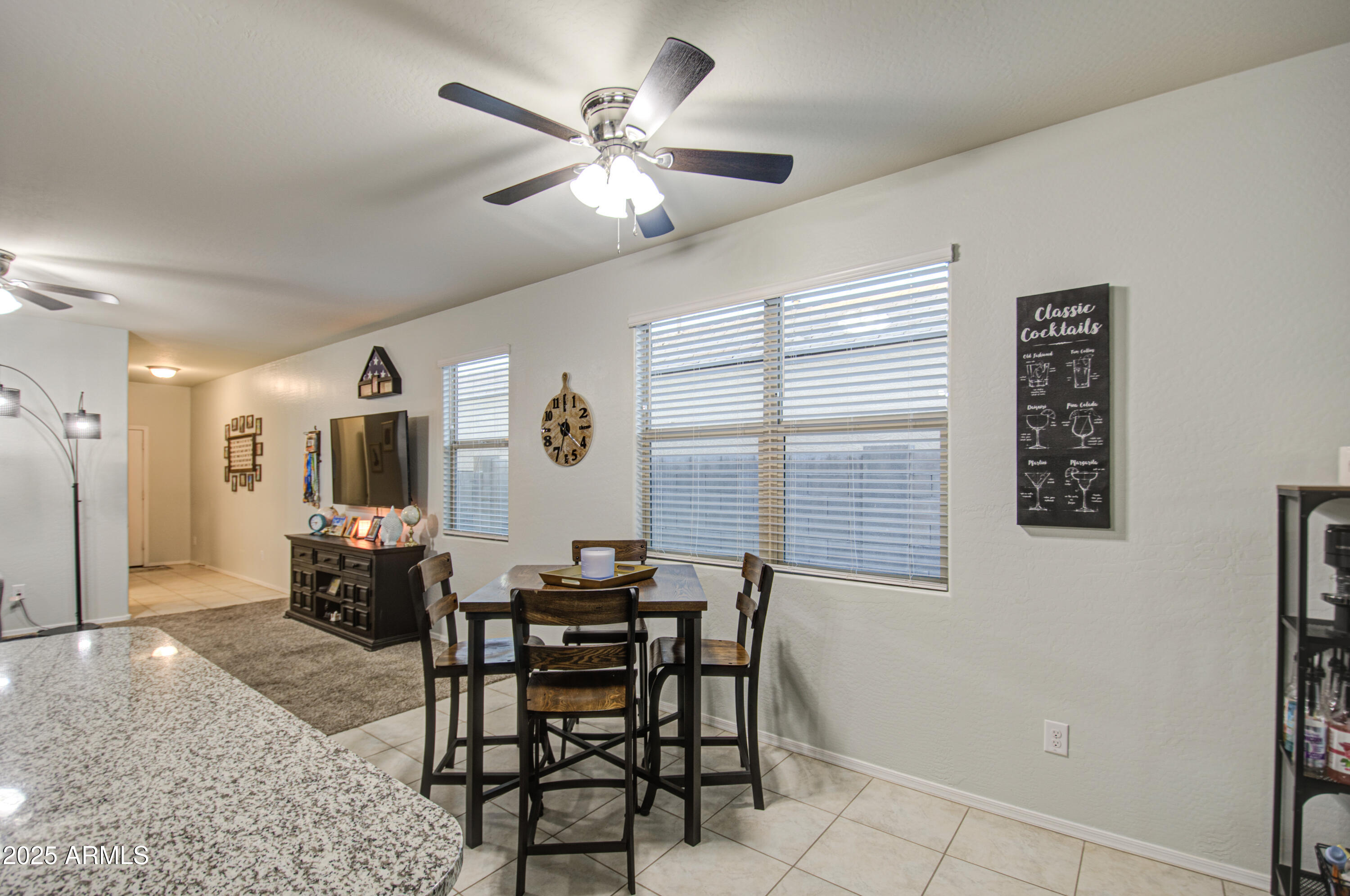 30945 W Picadilly Road Property Photo 15
