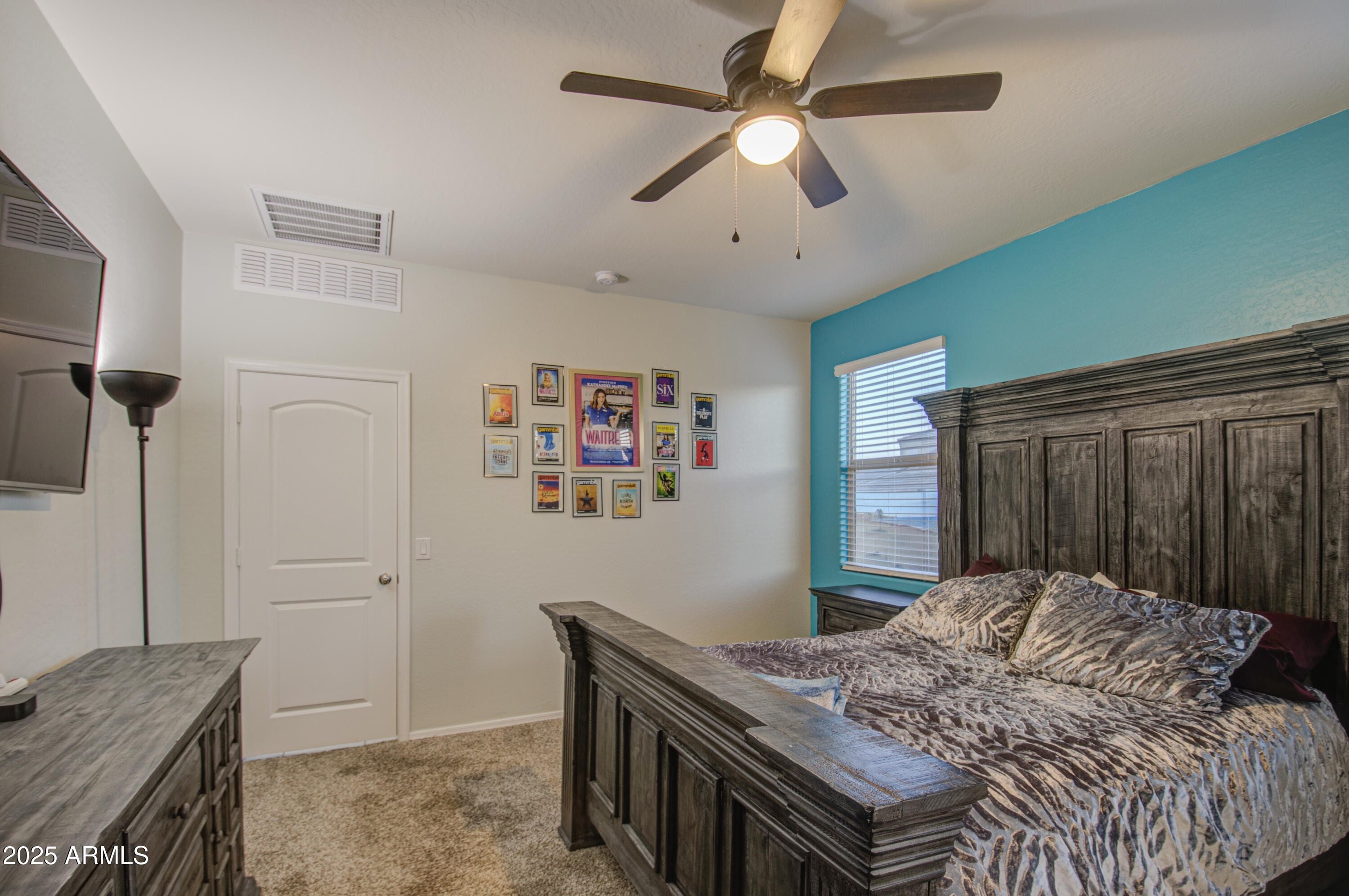 30945 W Picadilly Road Property Photo 24