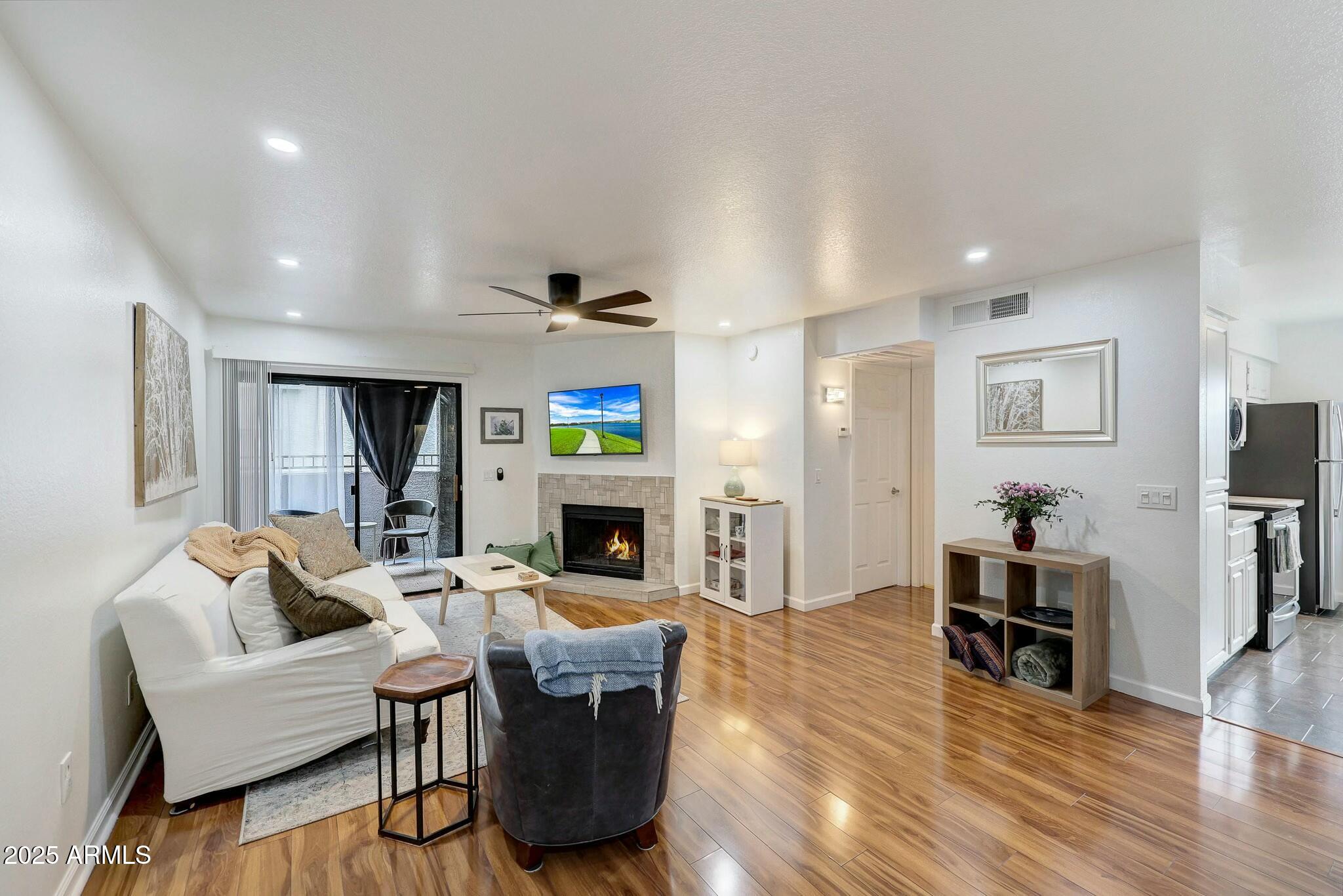 2025 E Campbell Avenue Property Photo