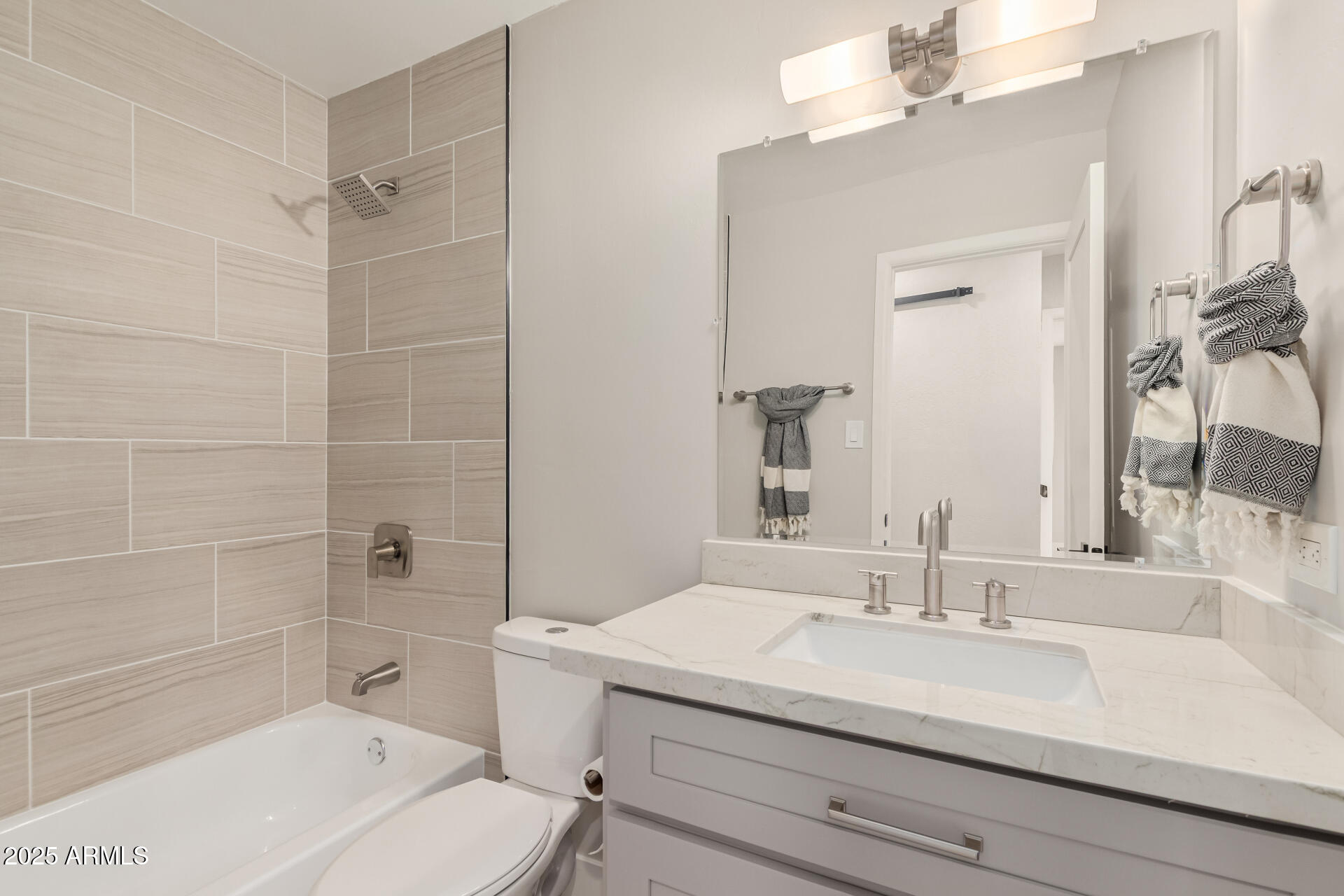 6926 E Moreland Street Property Photo 21
