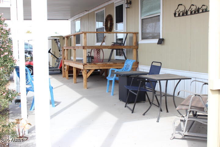 7807 E Main Street Property Photo 1