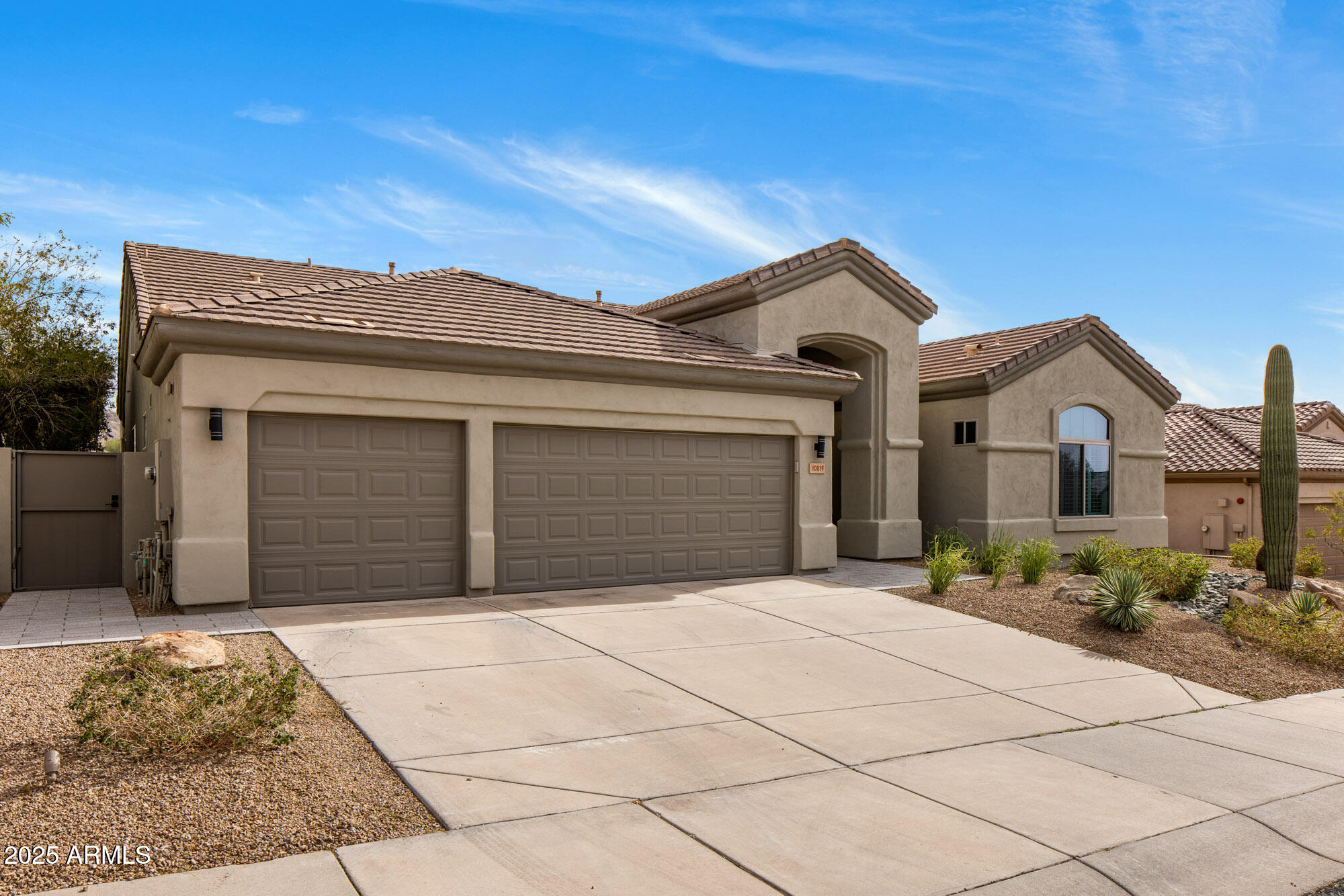 10819 E Butherus Drive Property Photo 20