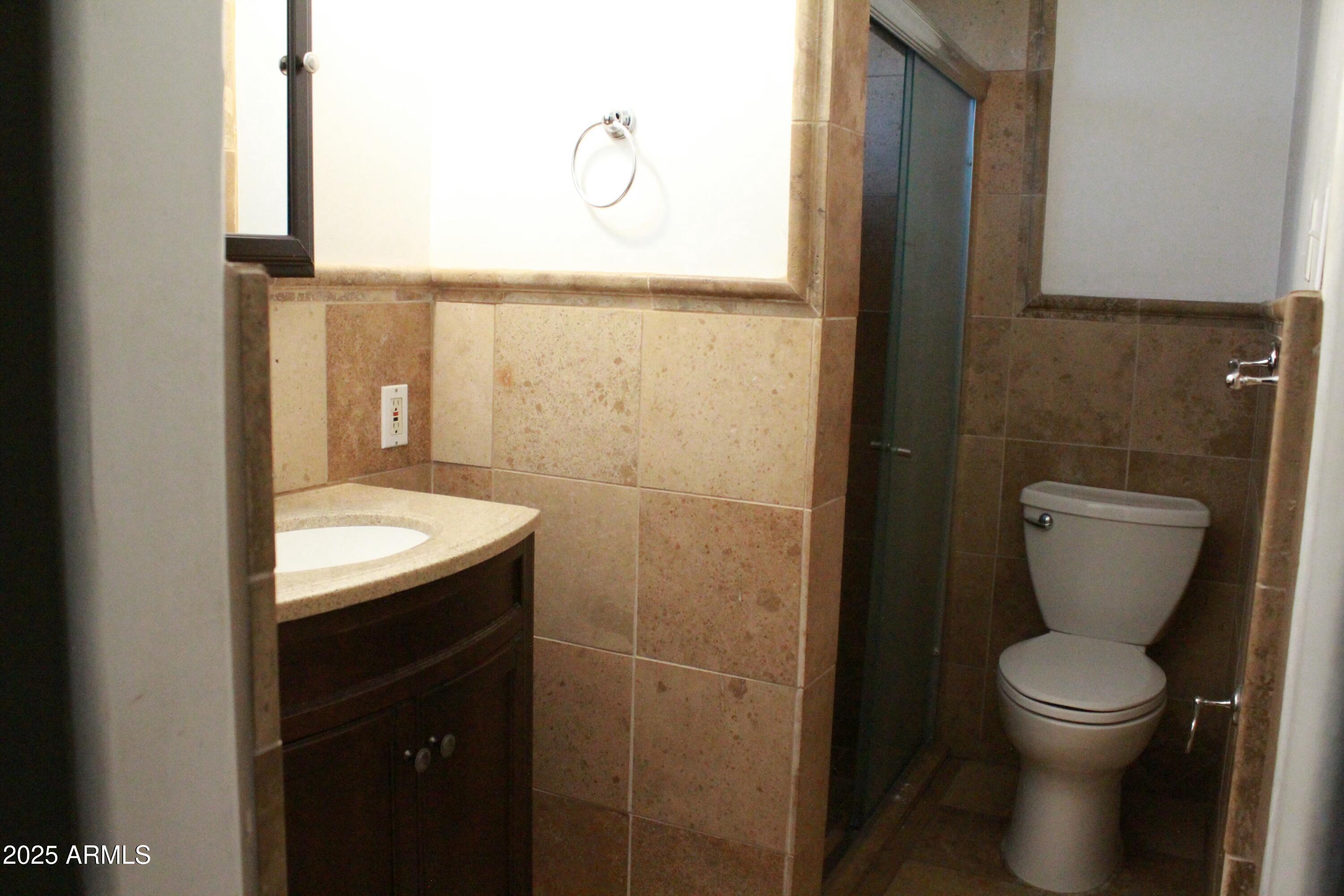 1843 E Minnezona Avenue Property Photo 25