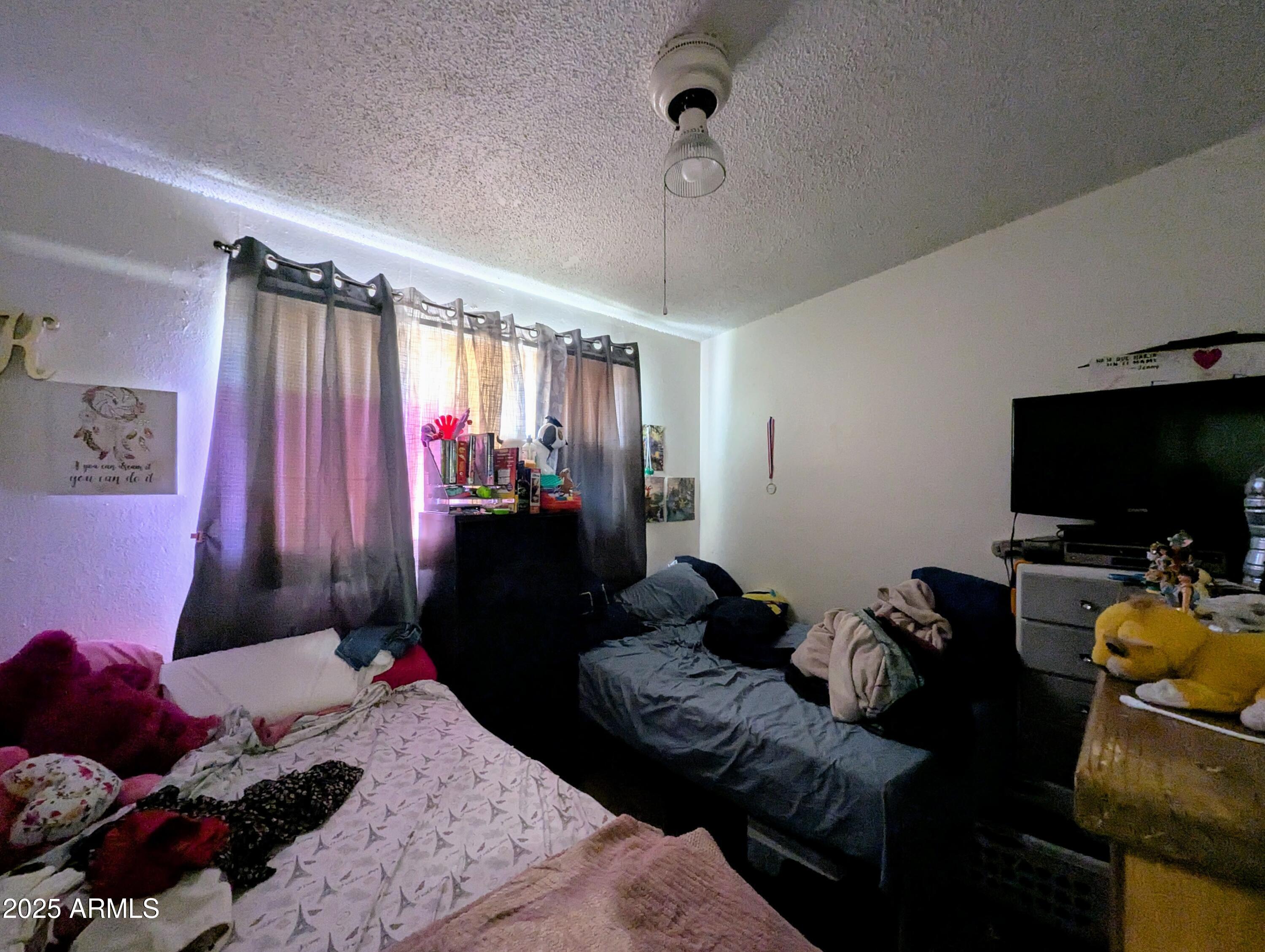 2210 W Heatherbrae Drive Property Photo 17