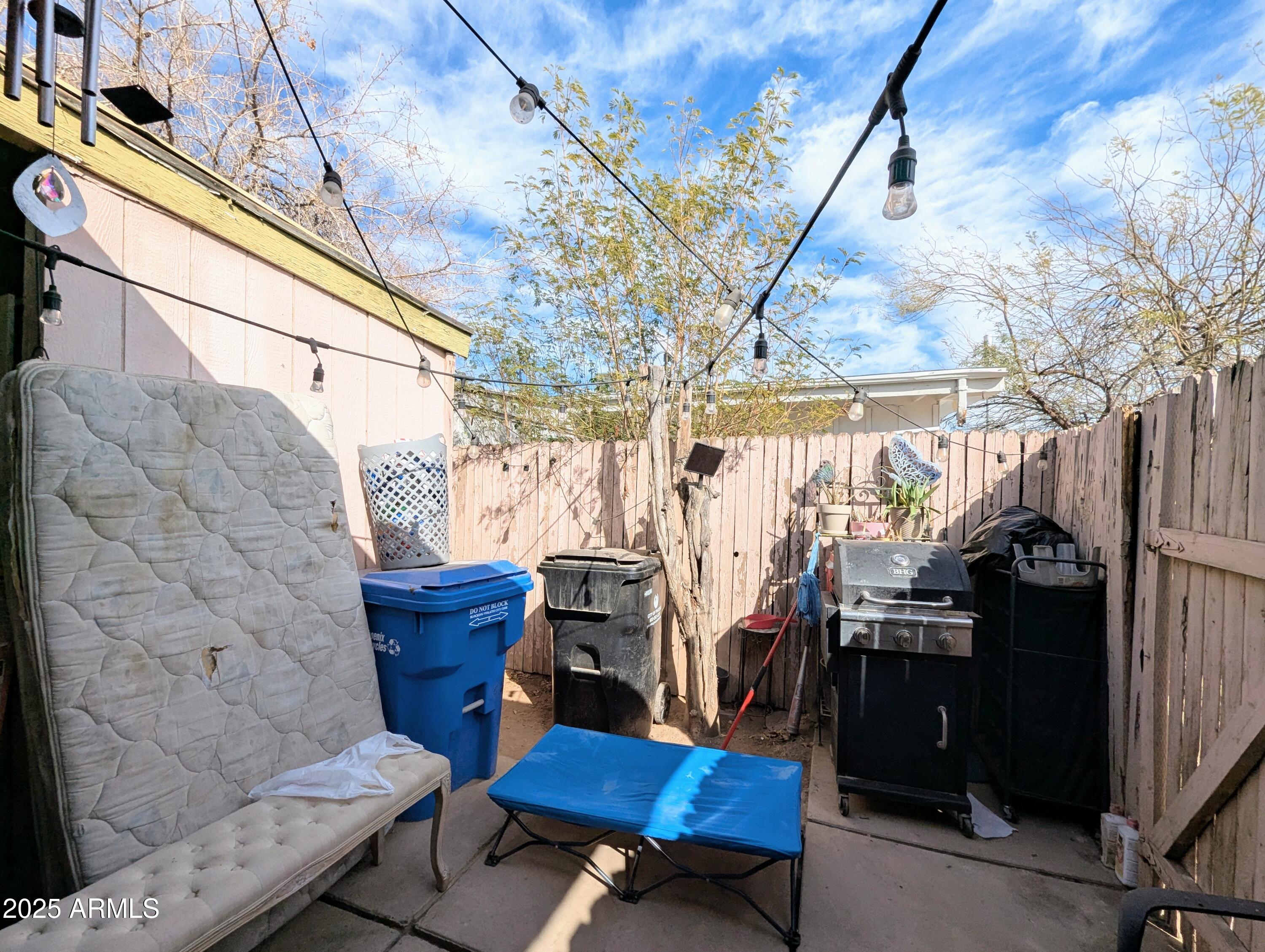 2210 W Heatherbrae Drive Property Photo 20