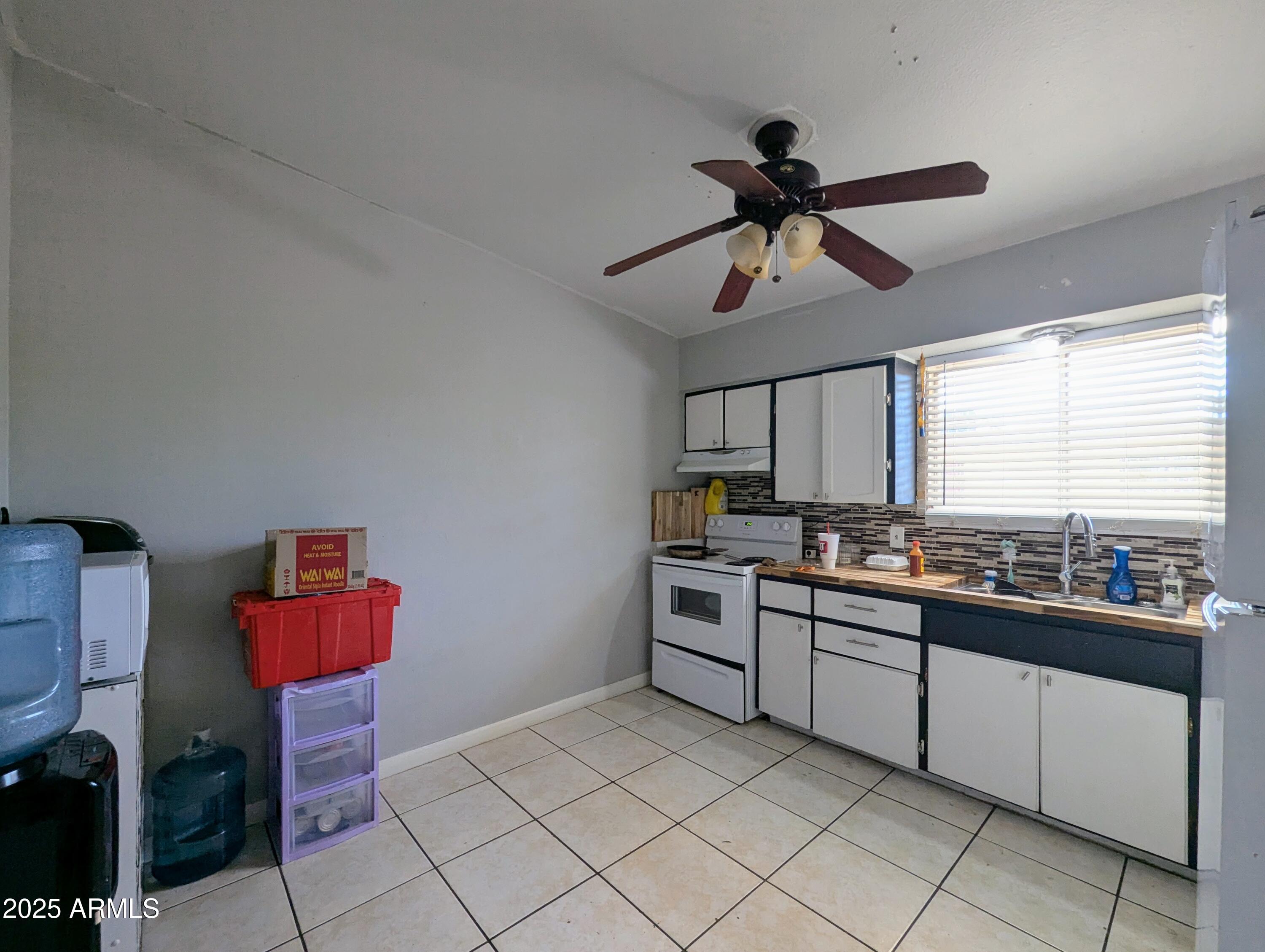 2210 W Heatherbrae Drive Property Photo 24