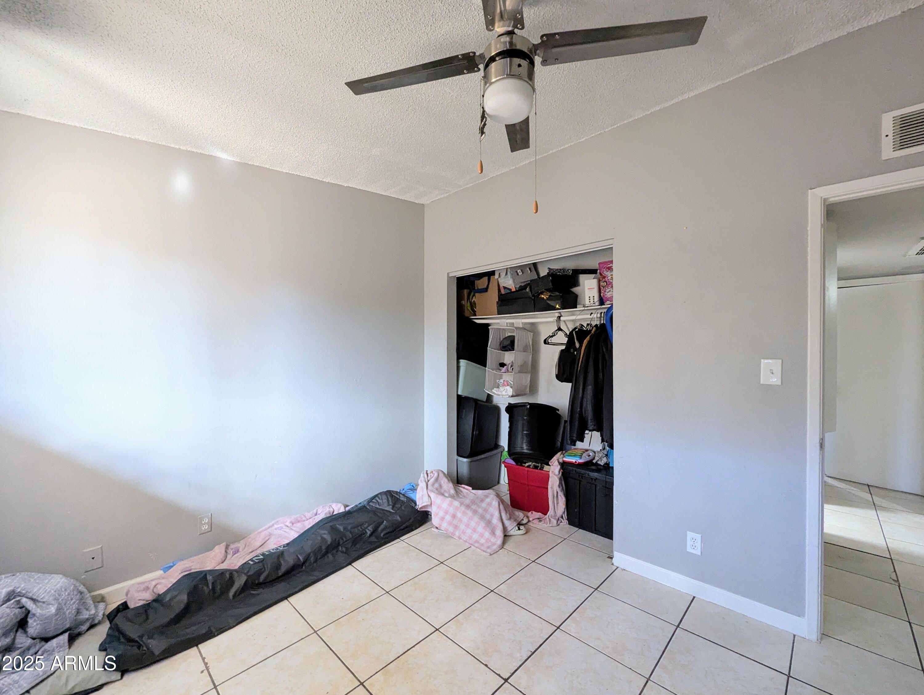 2210 W Heatherbrae Drive Property Photo 33
