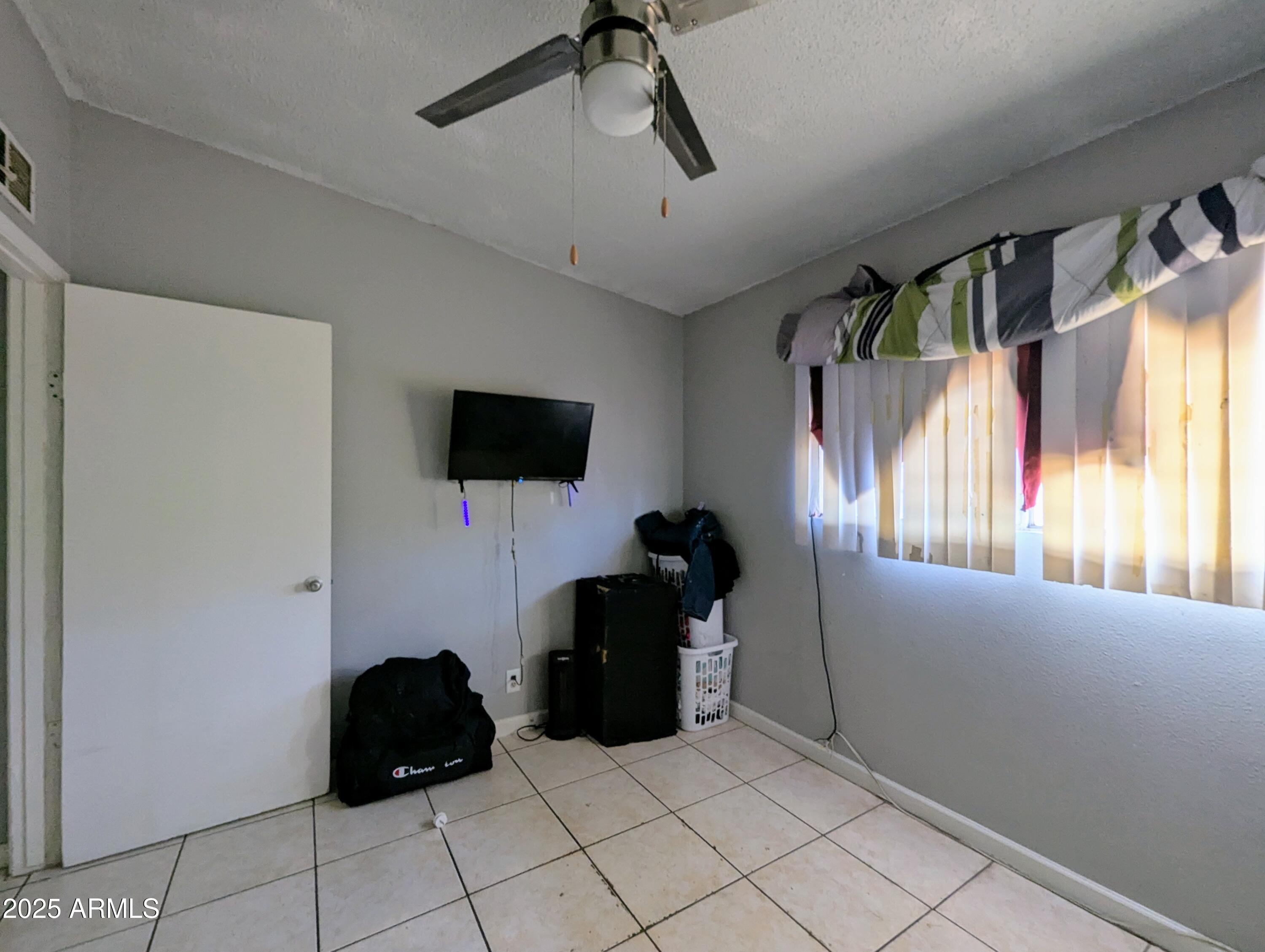 2210 W Heatherbrae Drive Property Photo 34