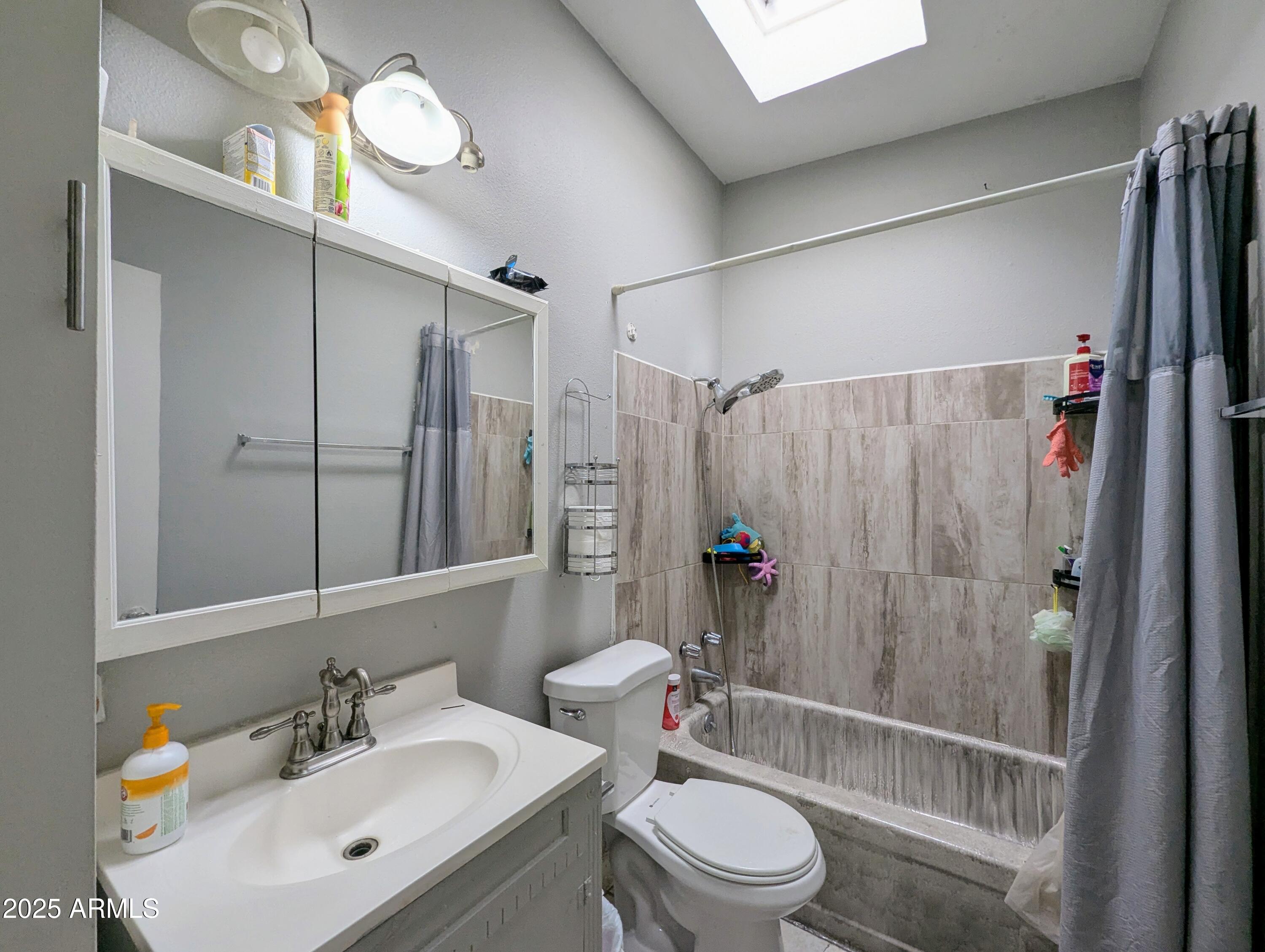 2210 W Heatherbrae Drive Property Photo 36