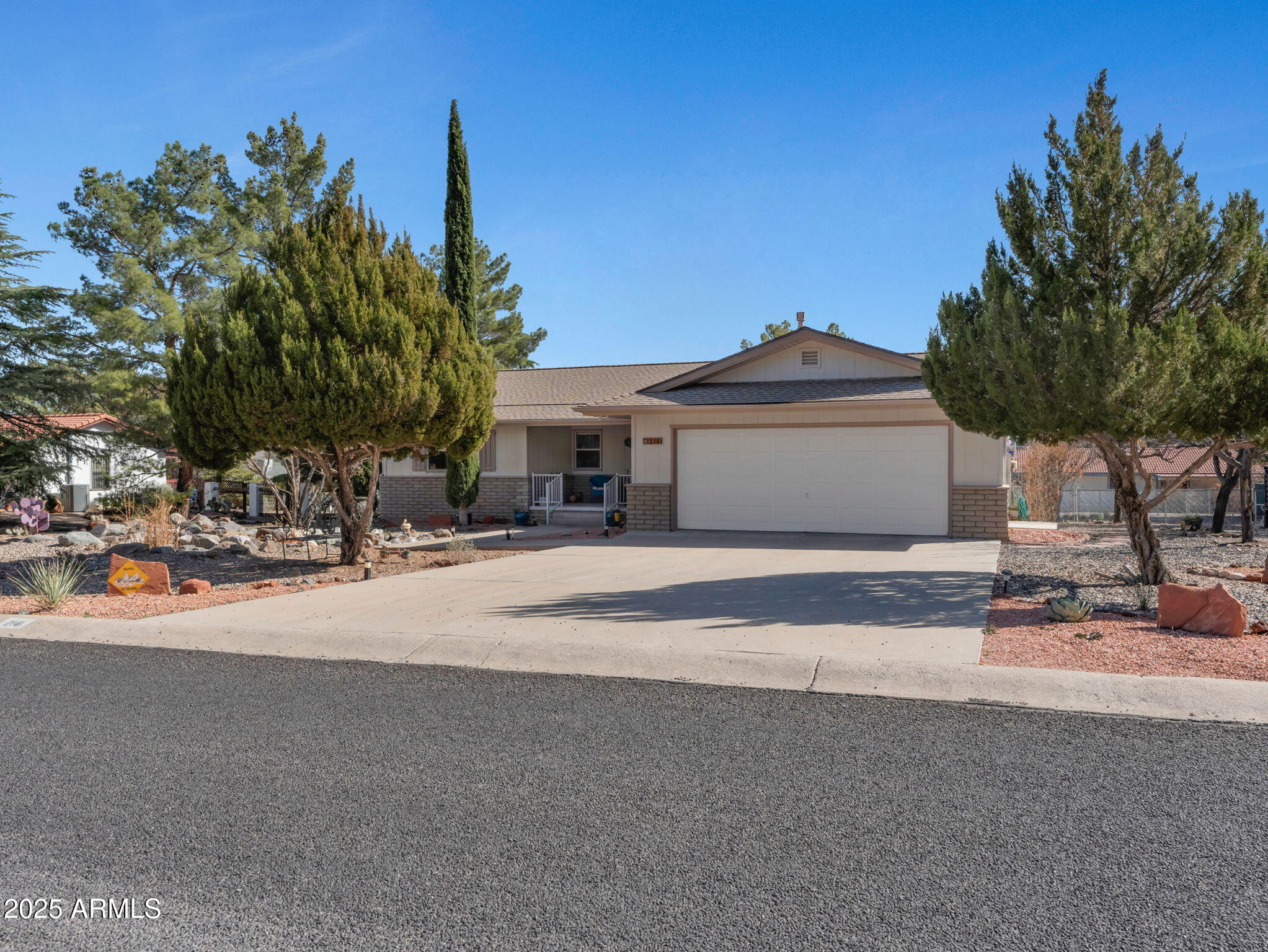 2141 CANYON Drive