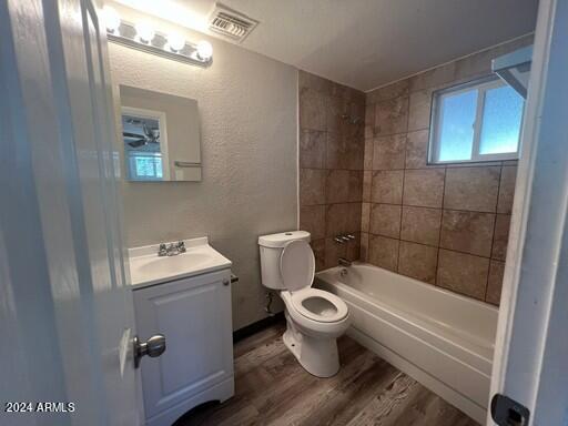 1402 W Mercer Lane Property Photo 6