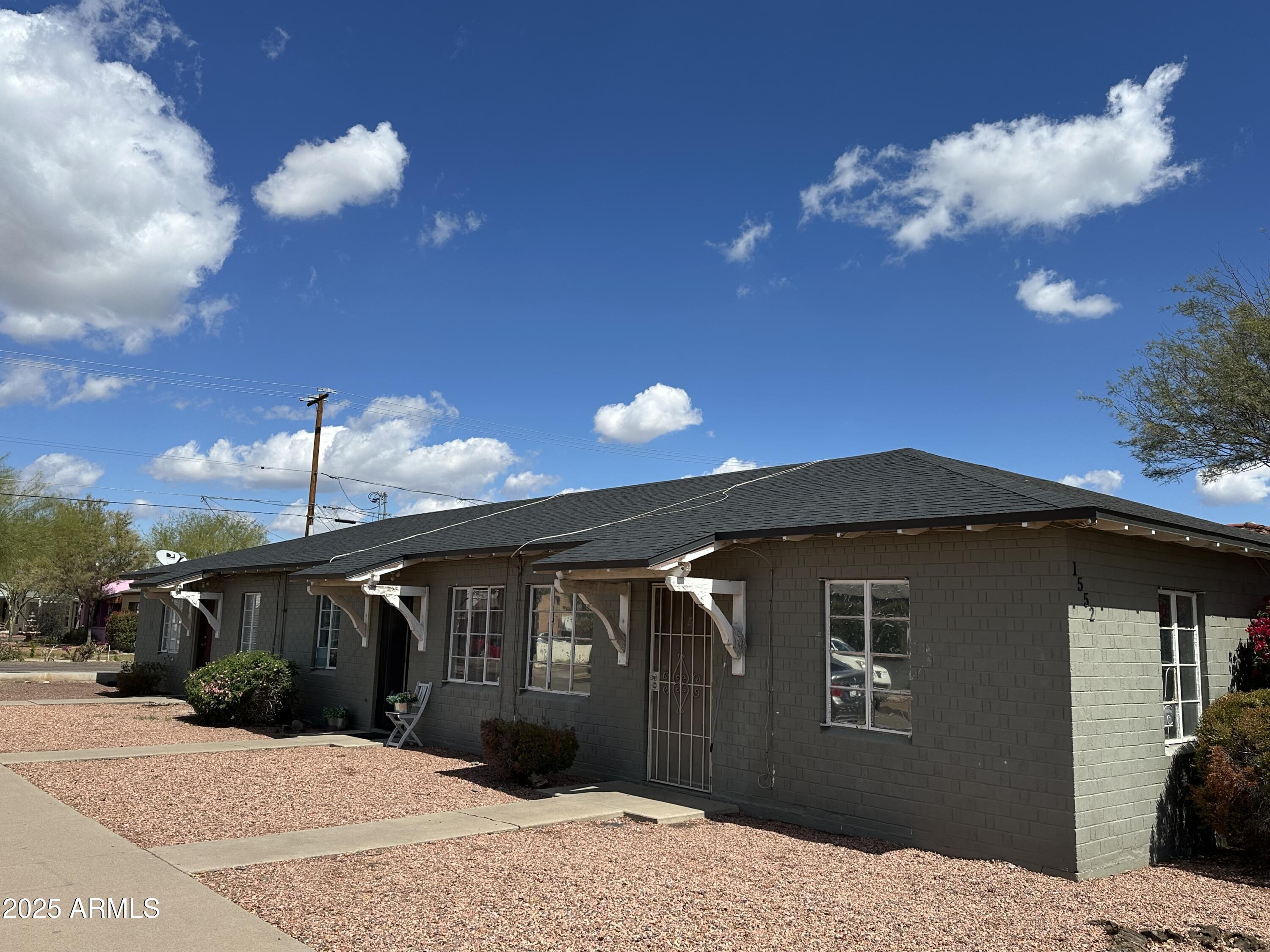 1552 W Mcdowell Road Property Photo