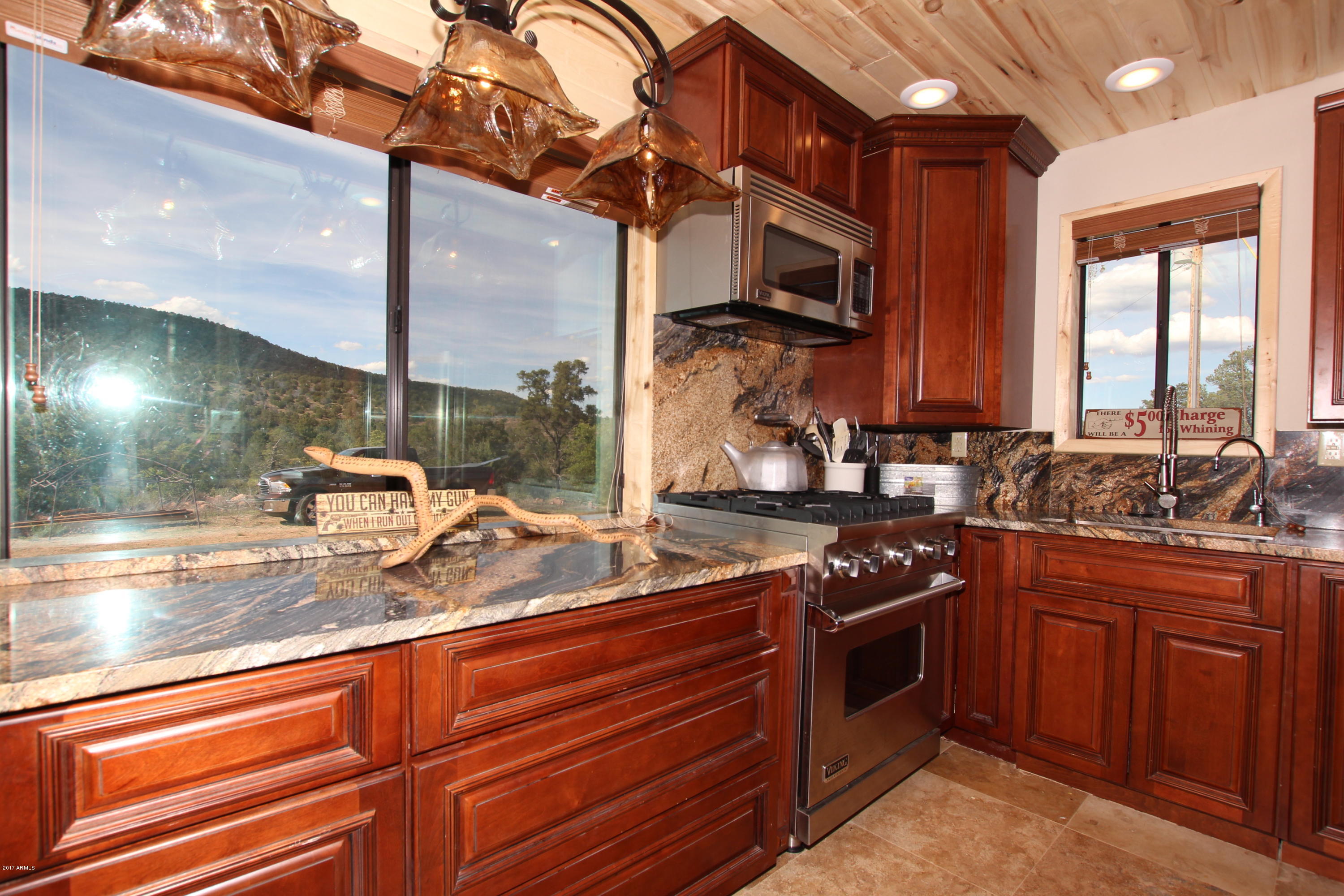 185 W Westridge Property Photo 1