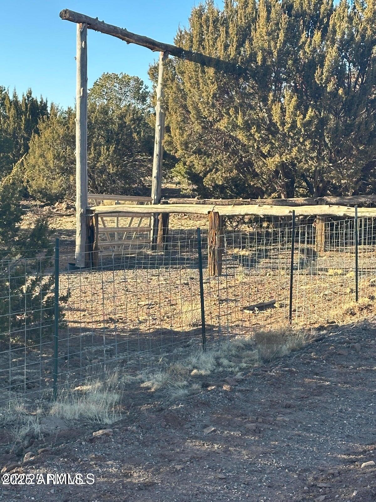 9733 N Stagecoach Drive Property Photo