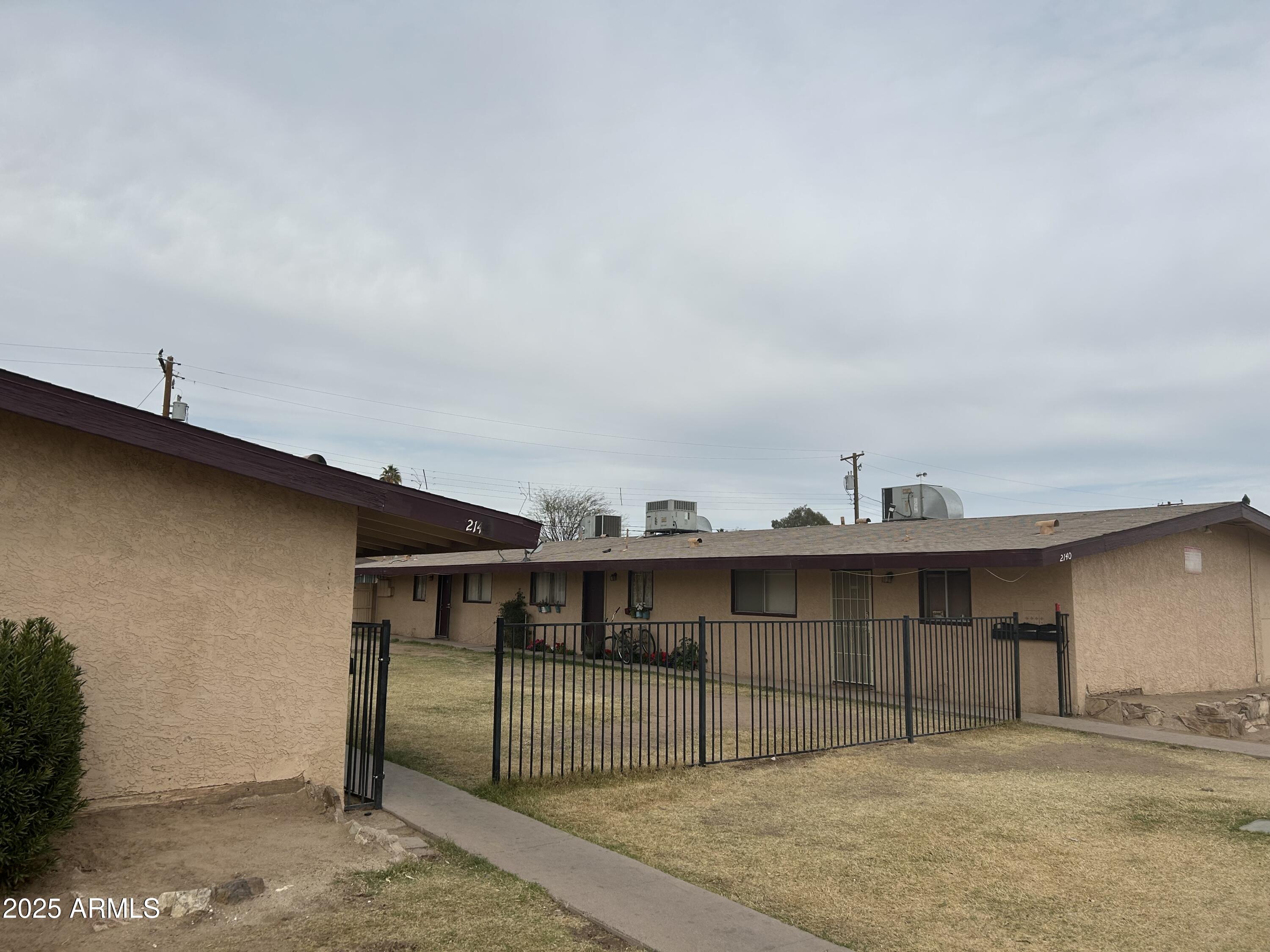 2144 W Heatherbrae Drive Property Photo