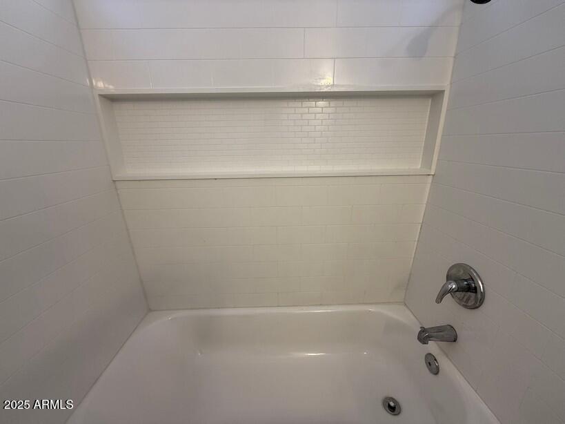 1925 W Village Drive Property Photo 17