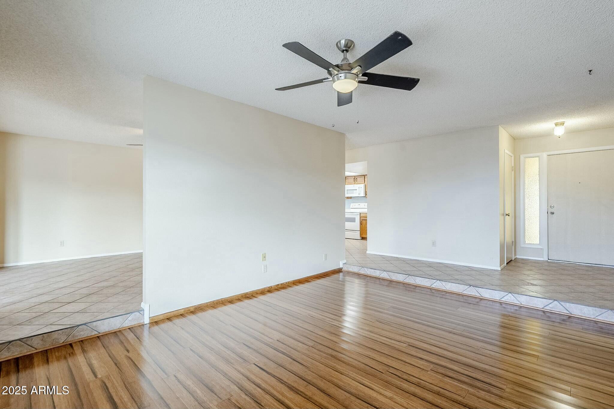 2107 N Los Altos Drive Property Photo 7