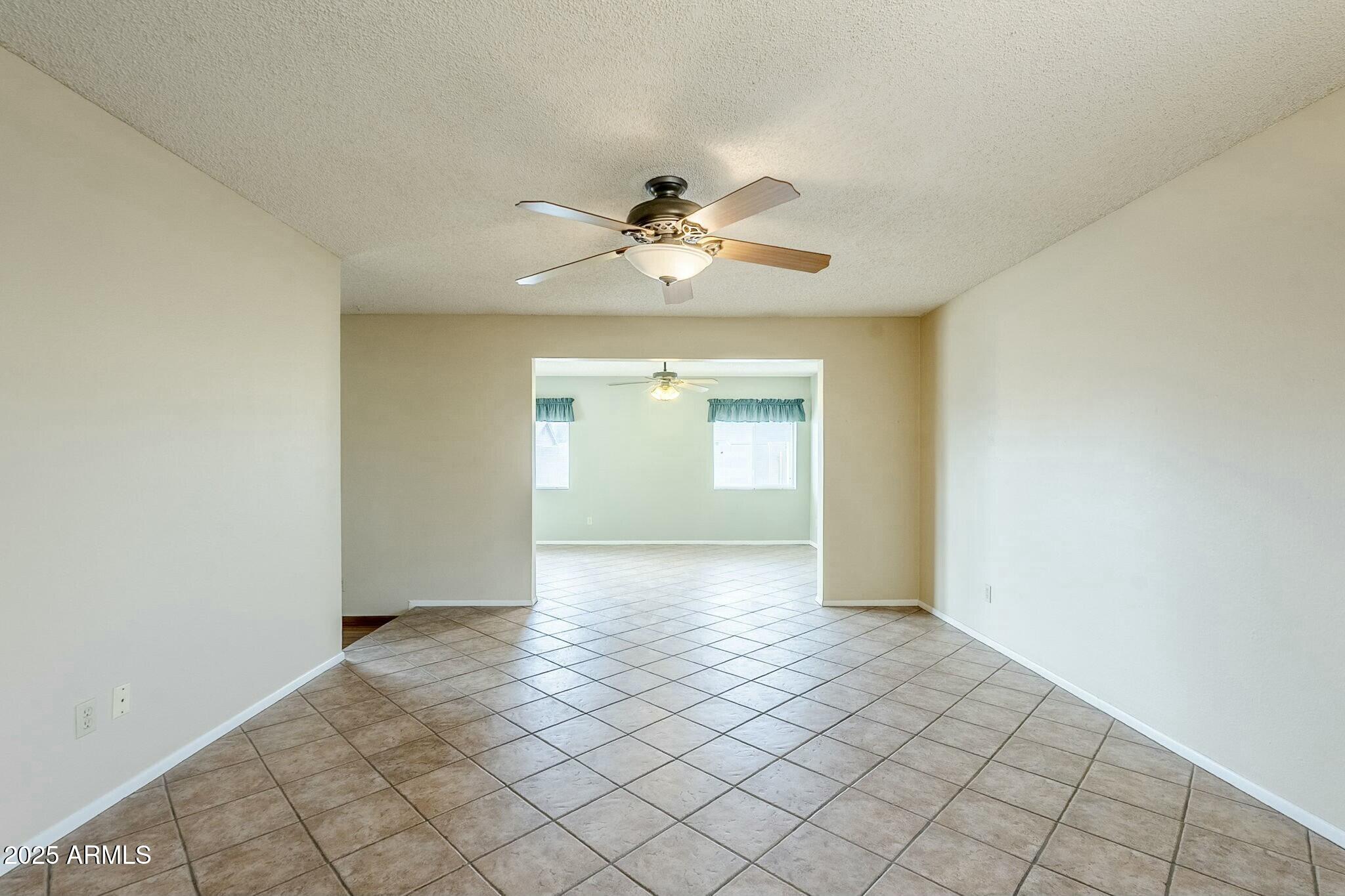 2107 N Los Altos Drive Property Photo 21