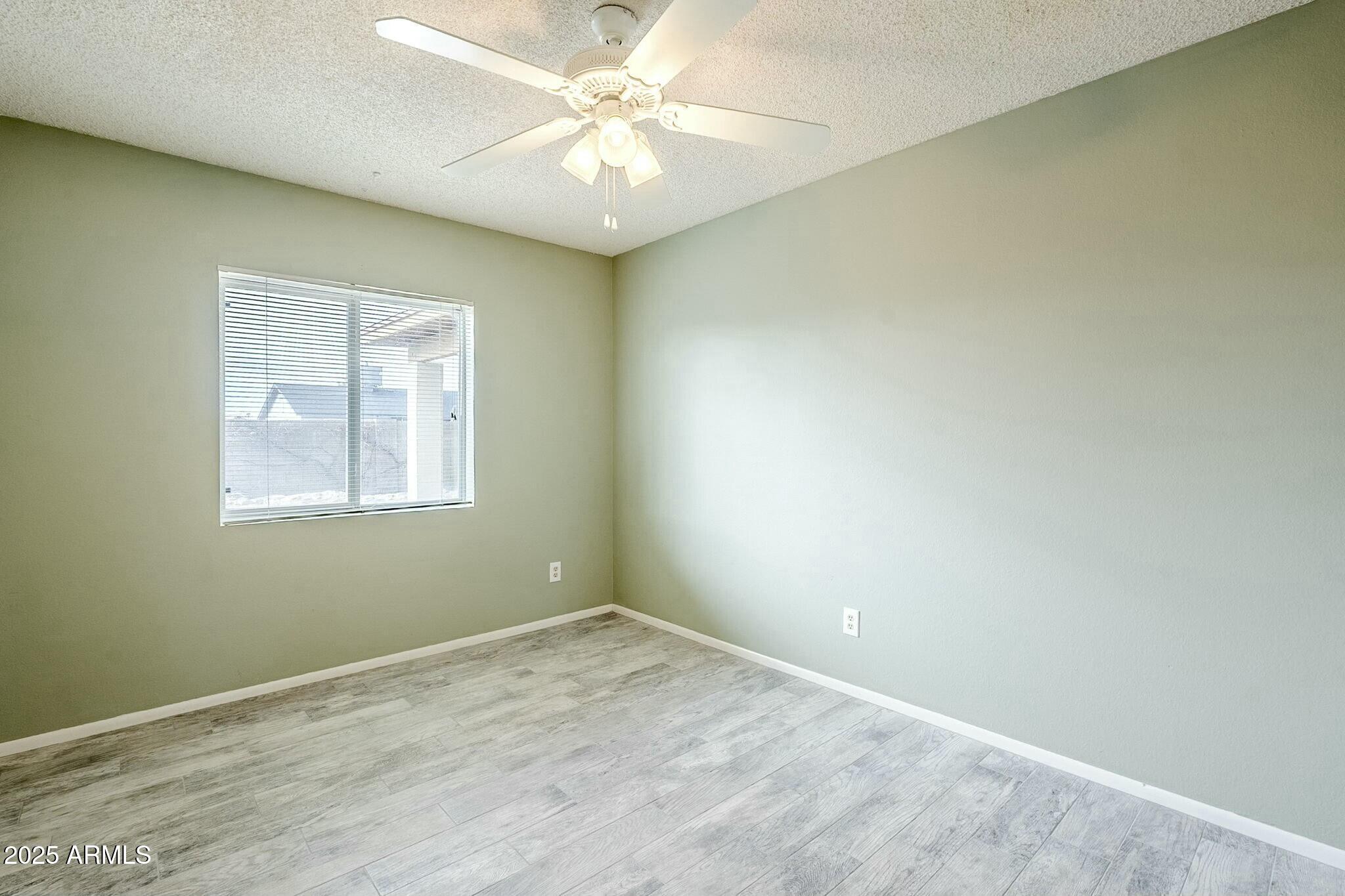 2107 N Los Altos Drive Property Photo 26