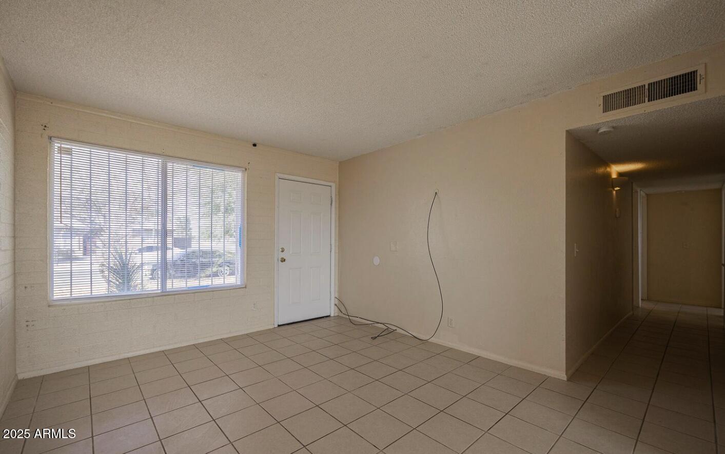 1680 N Cameron Street Property Photo 6