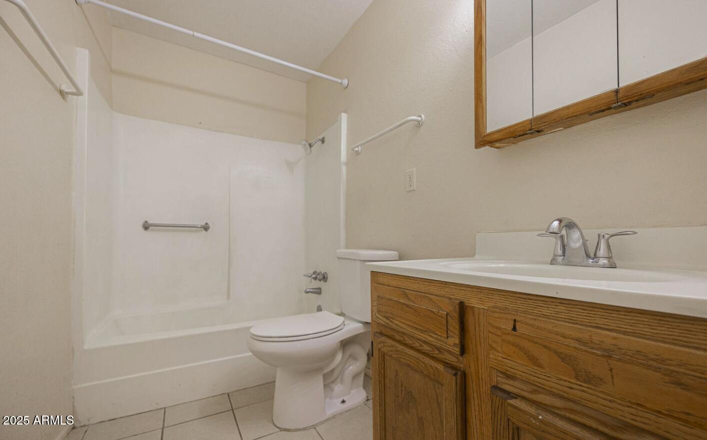 1680 N Cameron Street Property Photo 16