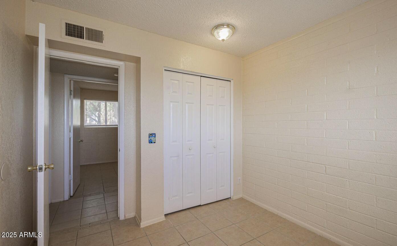 1680 N Cameron Street Property Photo 20